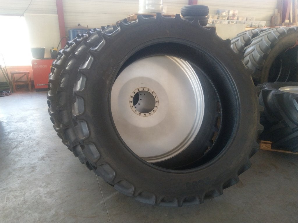 380/90 x R50 nieuwe Mias band, Niet ingevuld, Niet ingevuld, Niet ingevuld