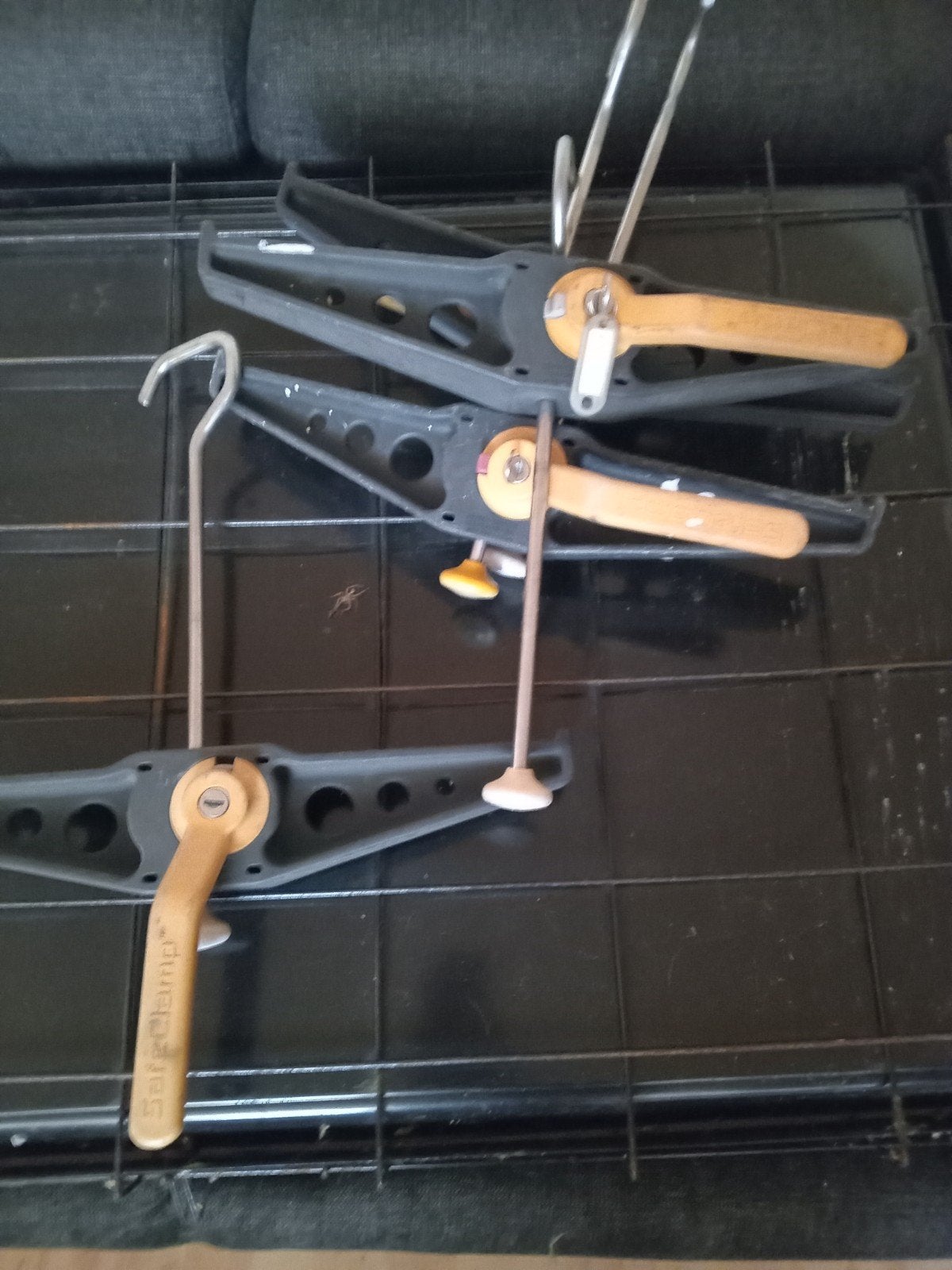 ladderssloten, Ophalen