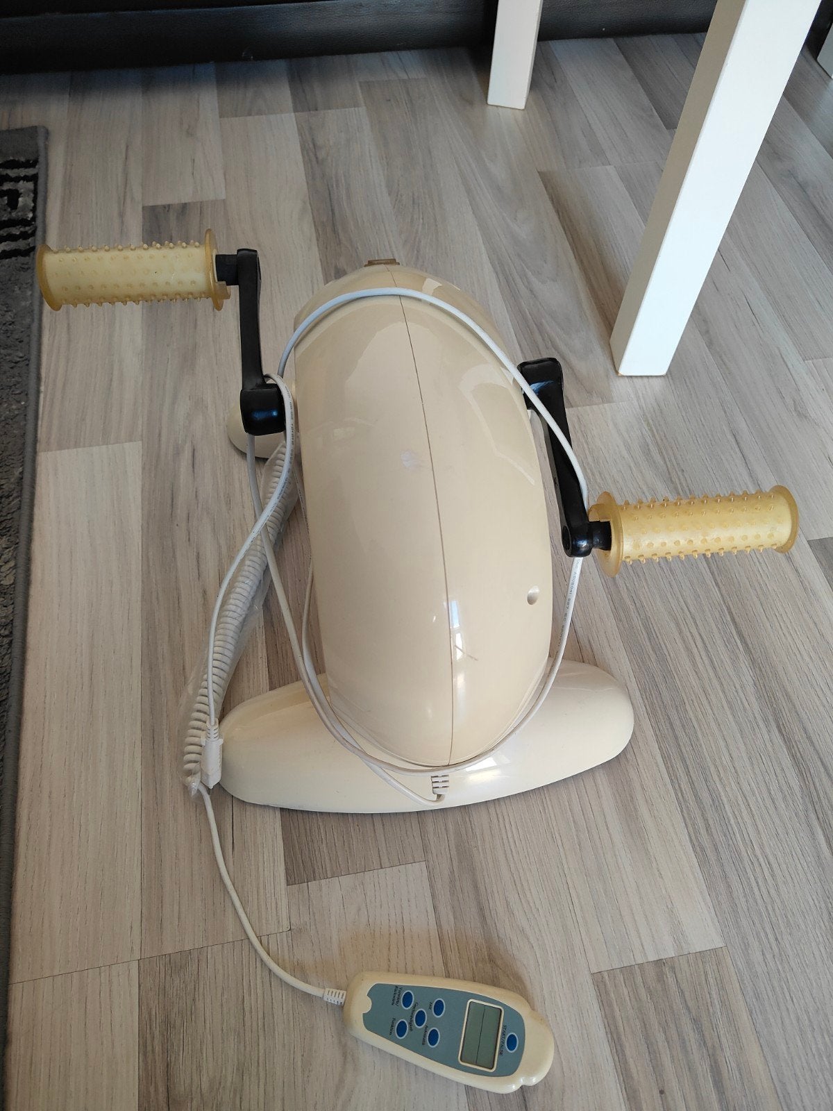 Compacte Stoelfiets/Armtrainer met Afstandsbediening, Ophalen of Verzenden