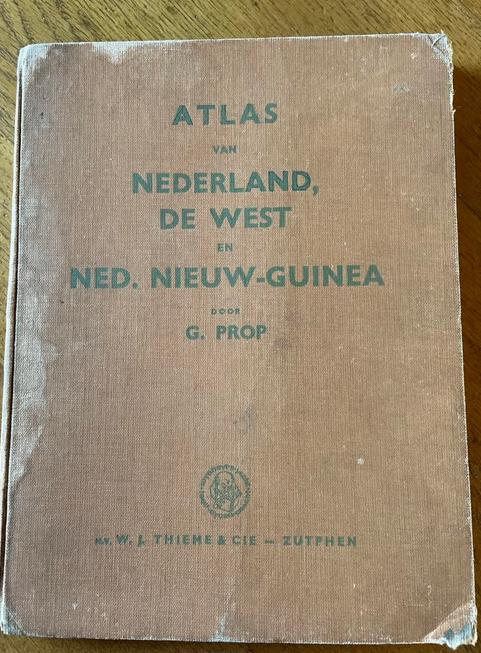 Oude Atlas van Nederland  de West, Boeken, Atlassen en Landkaarten, Gelezen, Overige atlassen, Ophalen of Verzenden, 1800 tot 2000