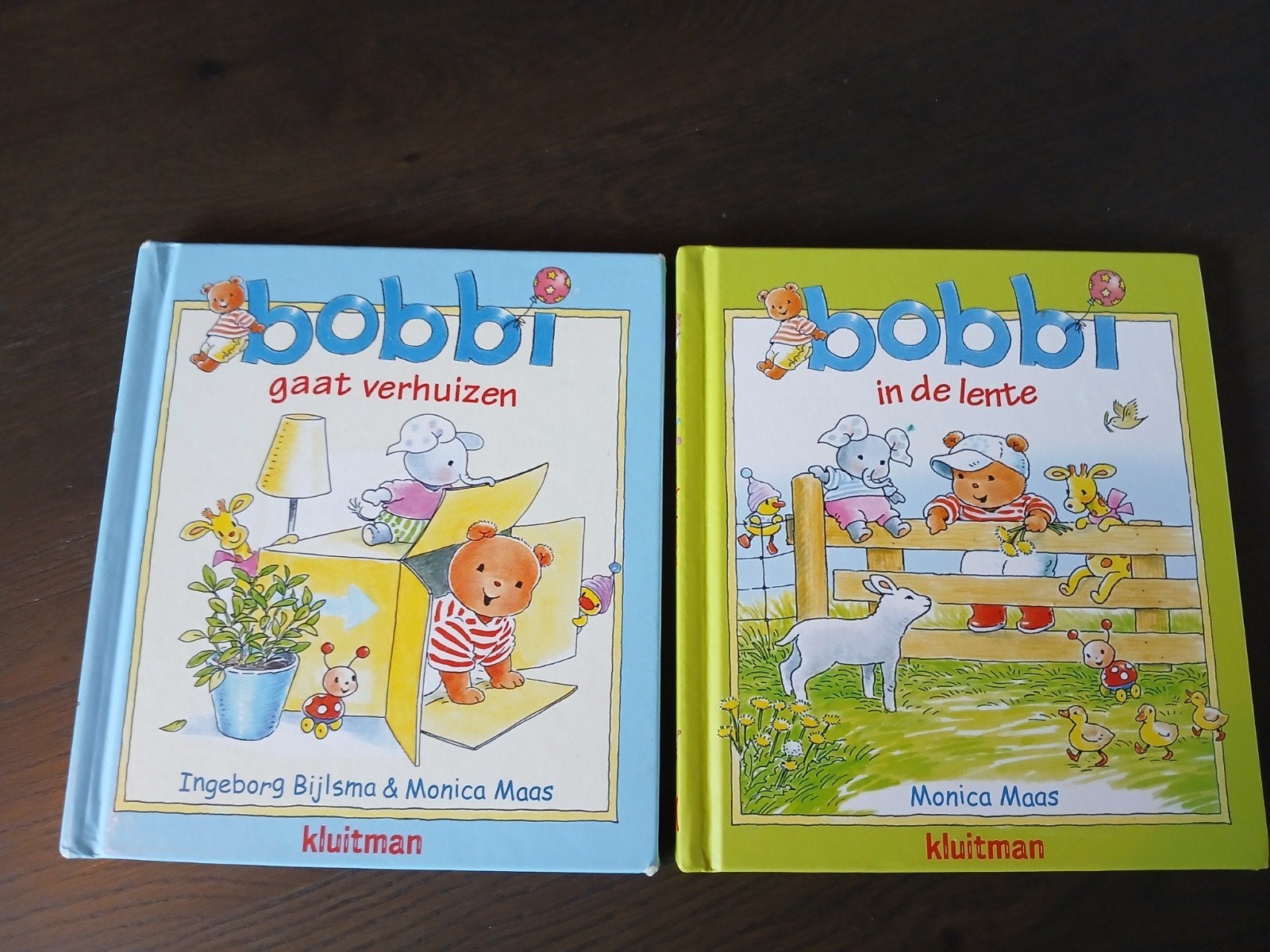 bobbi gaat verhuizen+bobbi in de lente 2 bobbi boekjes, Ophalen of Verzenden, Gelezen, 2 tot 3 jaar