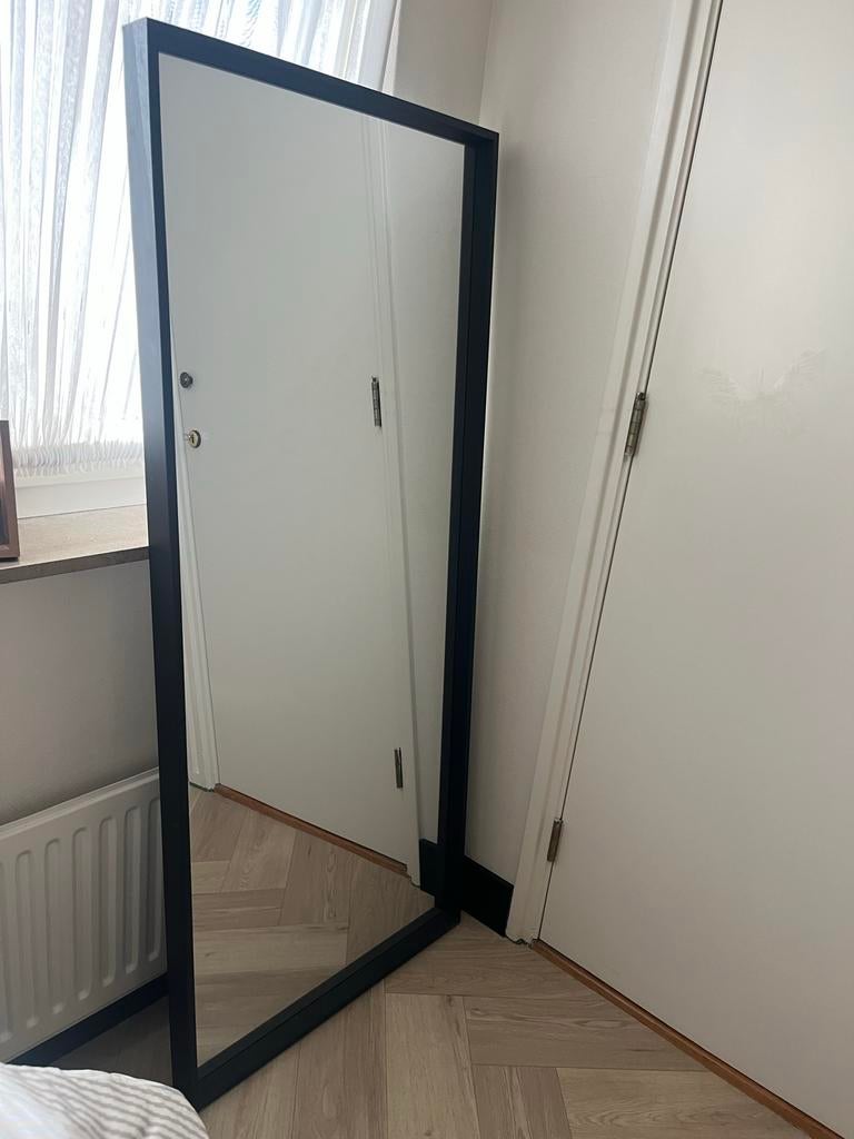 Zwarte IKEA spiegel, Gebruikt, Ophalen of Verzenden, 150 tot 200 cm, Rechthoekig