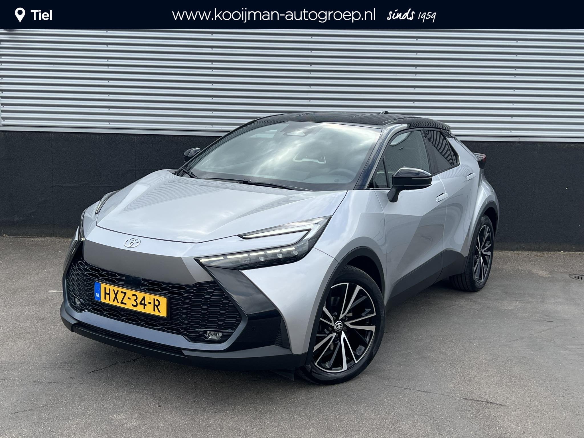 Toyota C-HR 2.0 Plug-in Hybrid 220PK Executive Aut. Full opt, Auto's, 14 kWh, 4 cilinders, Leder en Stof, Bedrijf