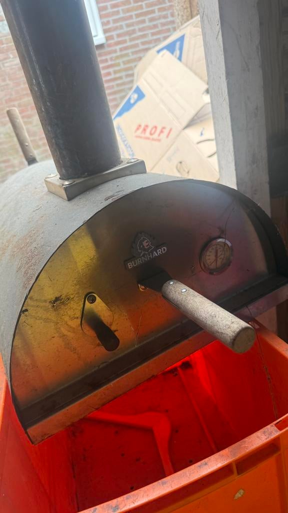 Pizzaoven (pallet) met rijsbak en pallets, Ophalen, Gebruikt