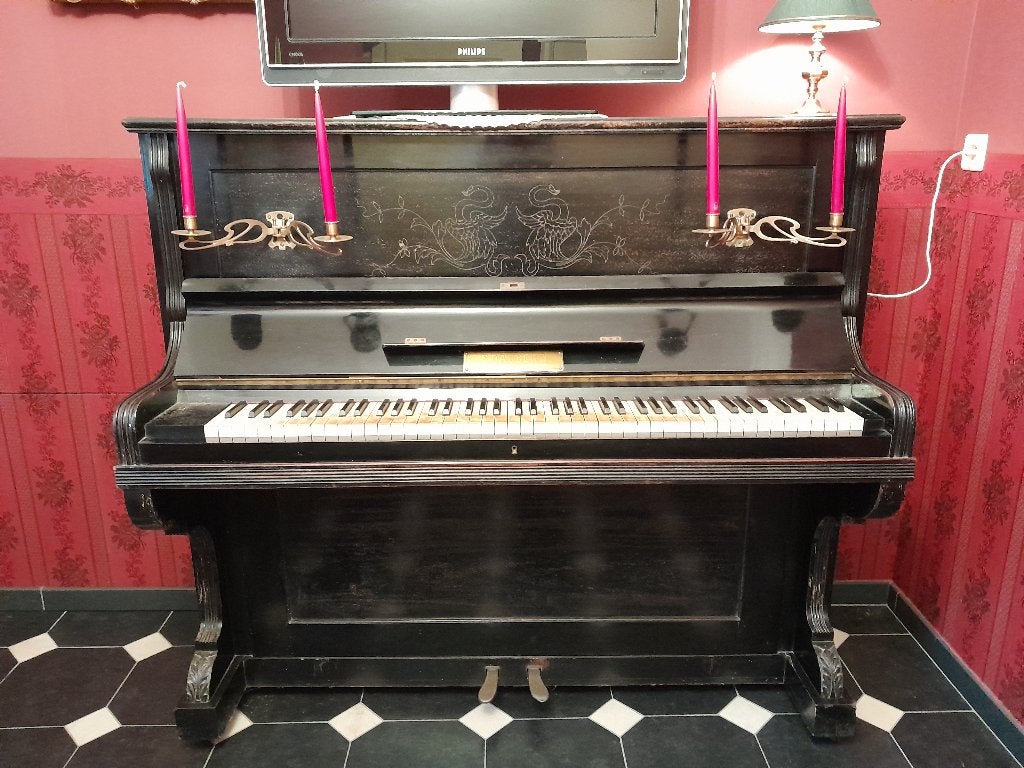 Klassieke Piano € 150,-, Ophalen, Gebruikt, Zwart, Piano