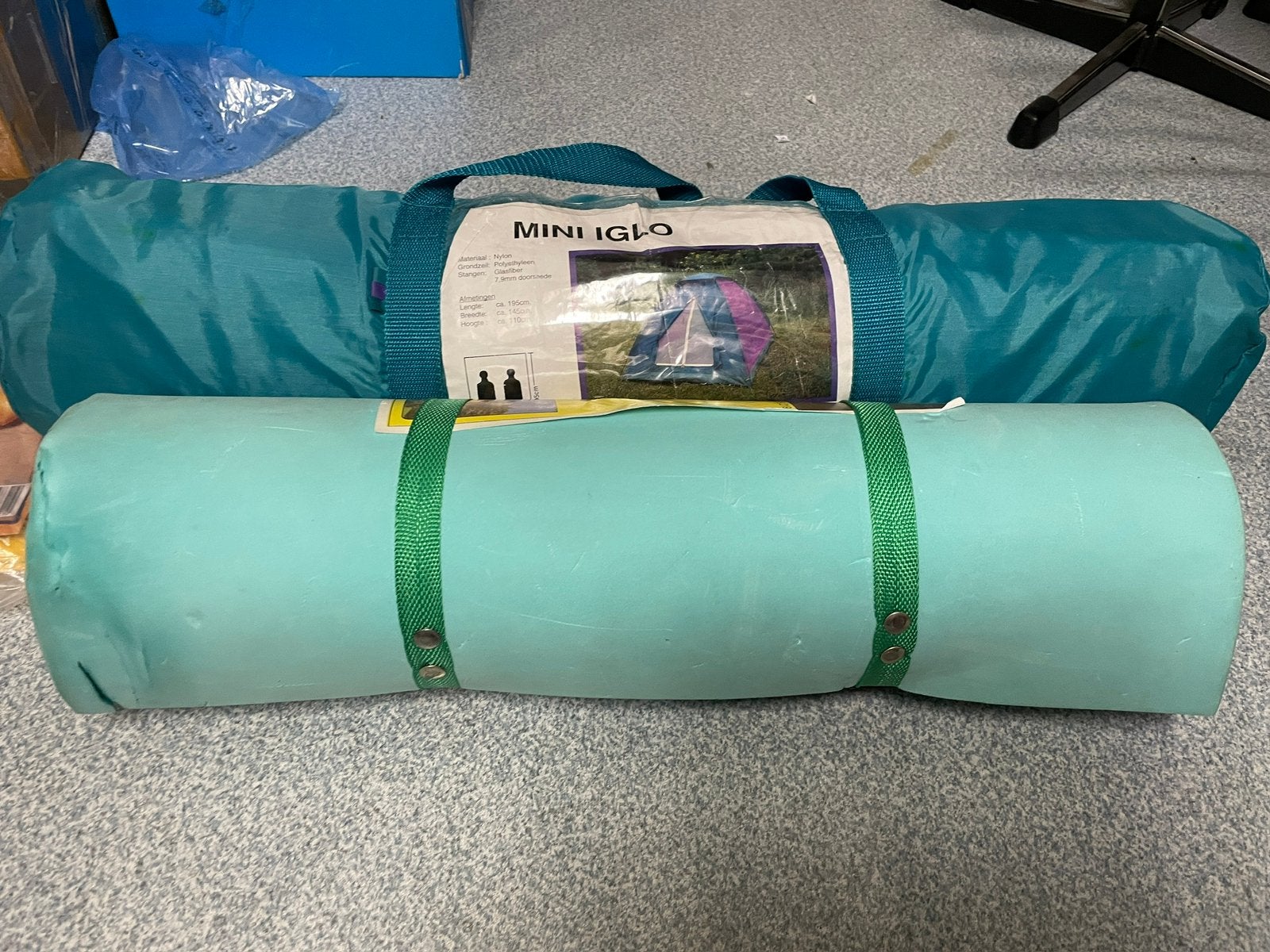 Mini iglo tentje met slaapmat   €35, Verzenden, Nieuw, Tot en met 2