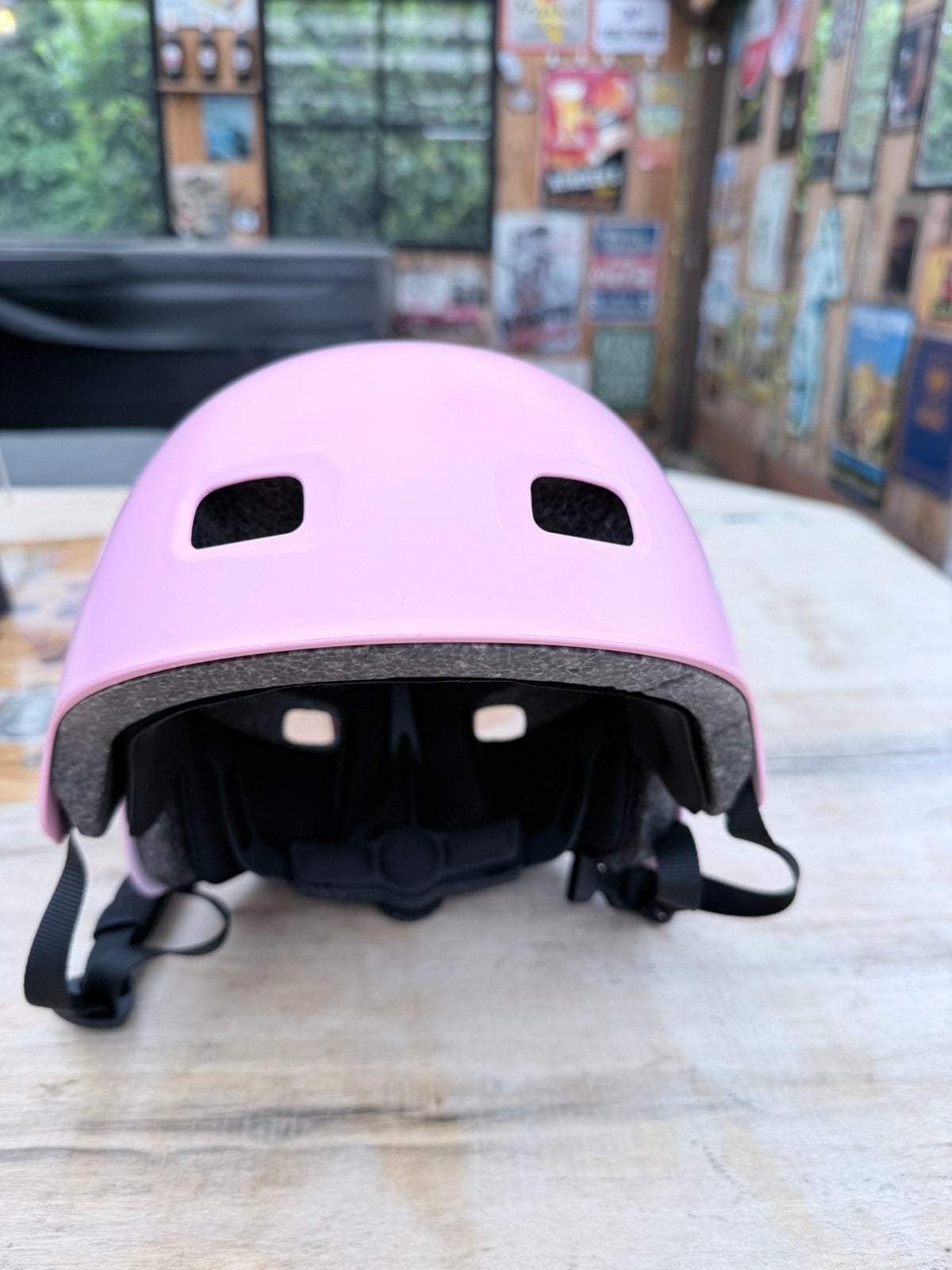 Te koop nieuwe fietshelm., Fietsen en Brommers, Fietsaccessoires | Fietshelmen, Ophalen of Verzenden, Nieuw, Dame