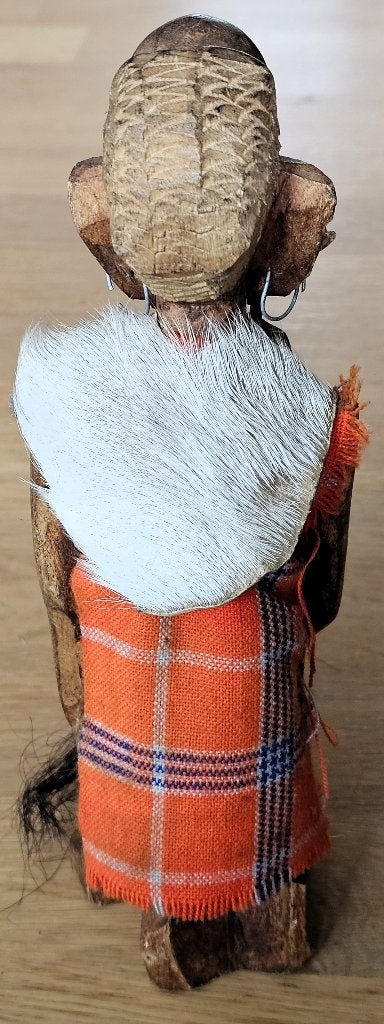 Zittende Maasai elder met staf, houtsnijwerk uit Tanzania, Antiek en Kunst, Hout, Gesneden, Afrika, Ophalen of Verzenden