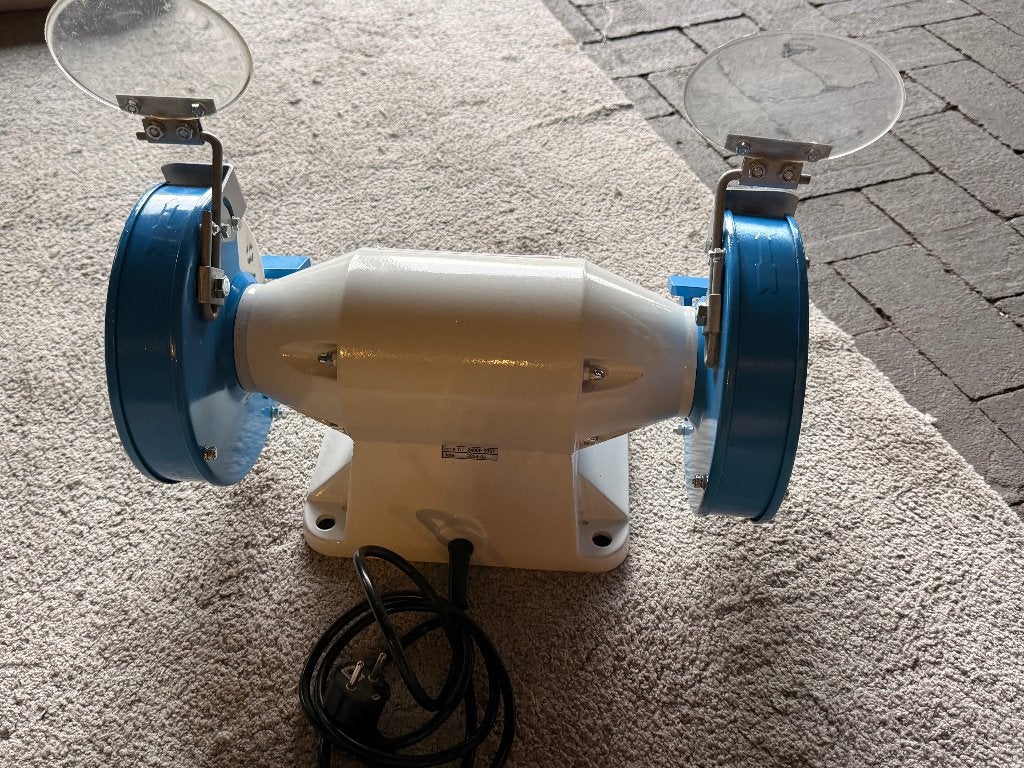 HBM 175mm Professionele Slijpmachine 500W, Ophalen of Verzenden, Zo goed als nieuw, Minder dan 700 watt, Werkbankslijpmachine