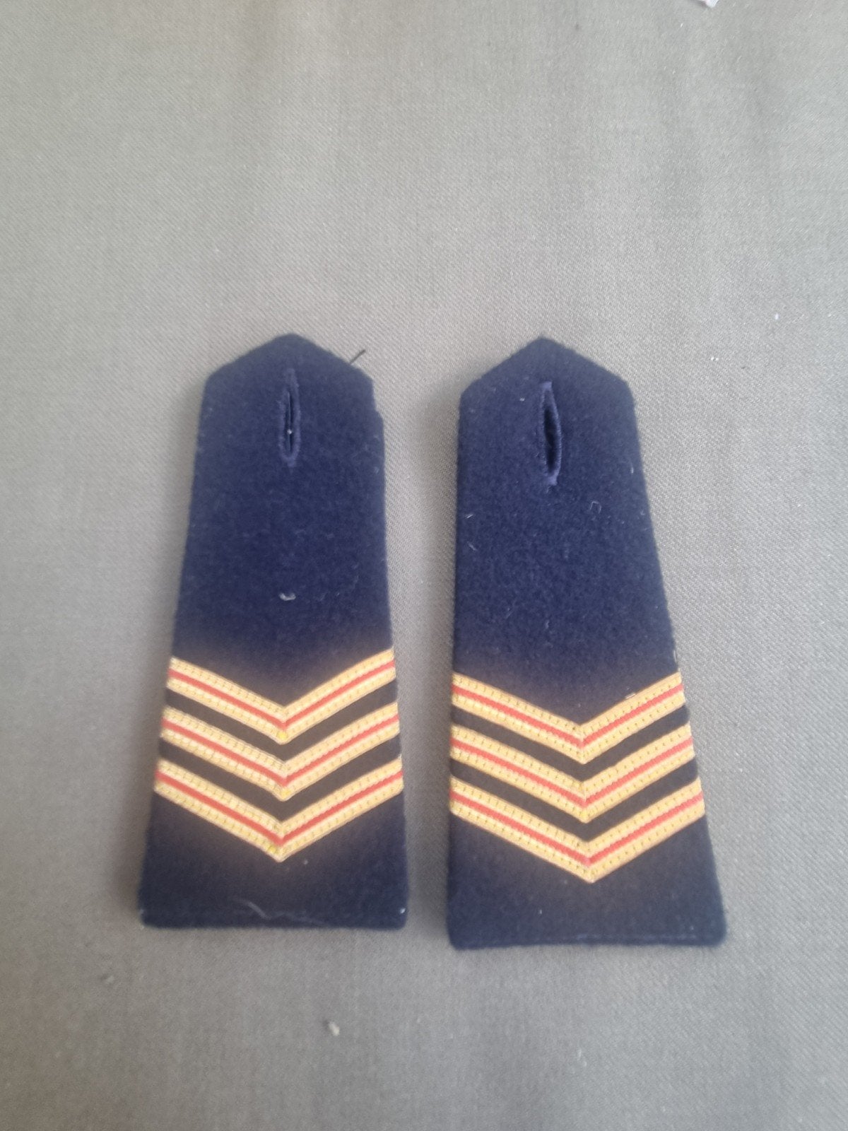 Setje rangen brandweer, Ophalen of Verzenden, Overige soorten, Nederland, Embleem of Badge
