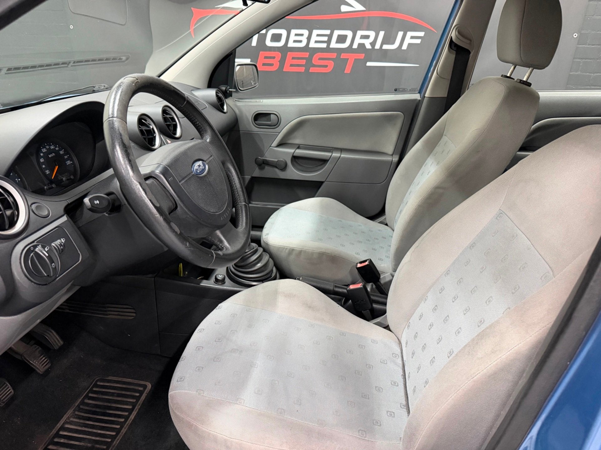 Foto 7 van Ford Fiesta 1.3 Core Nap/5Drs/APK 09-2027!