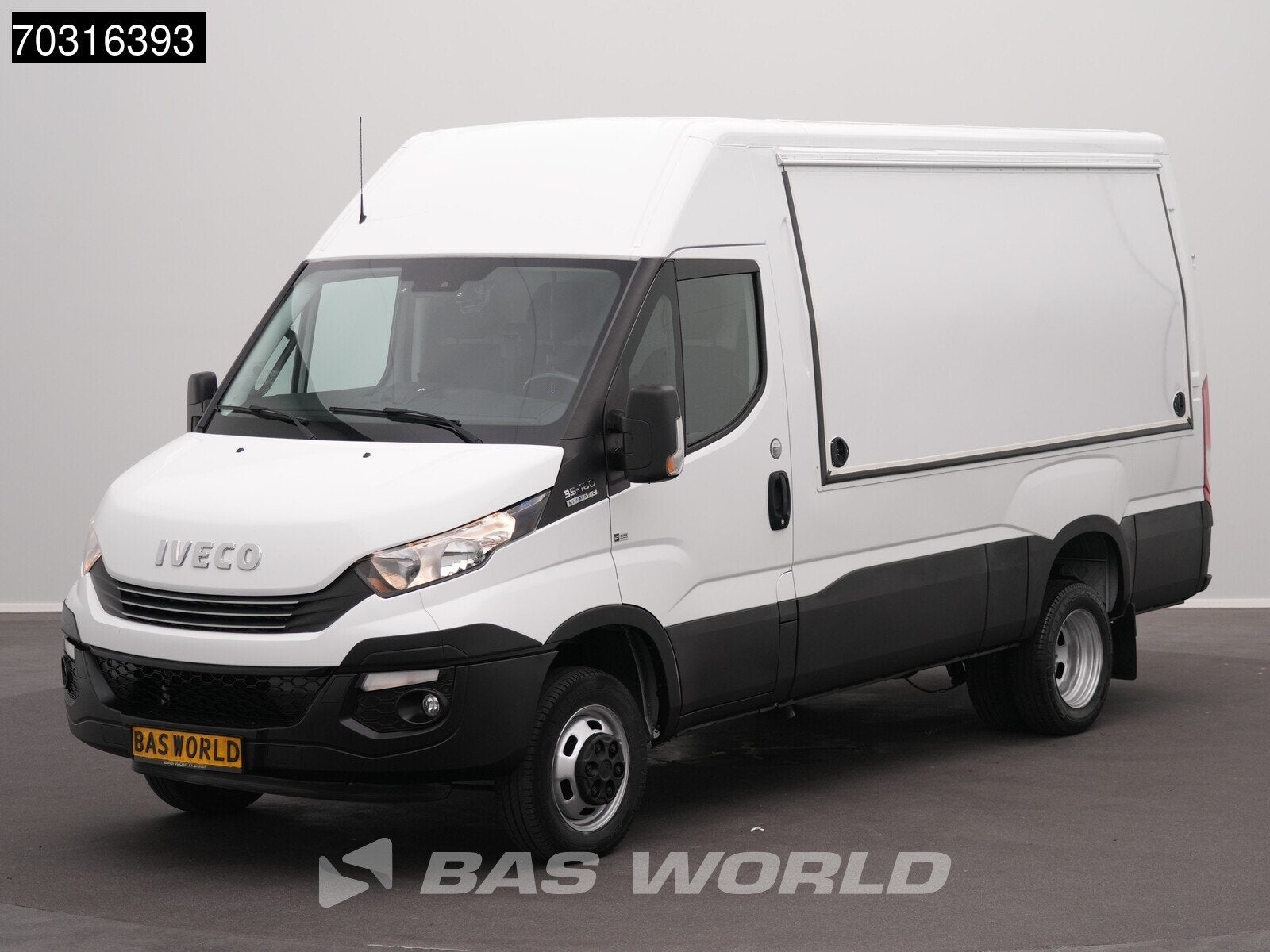Iveco Daily 35C18 3.0L Automaat Foodtruck L2H2 3,5t Trekhaak, Automaat, Stof, Gebruikt, Euro 6