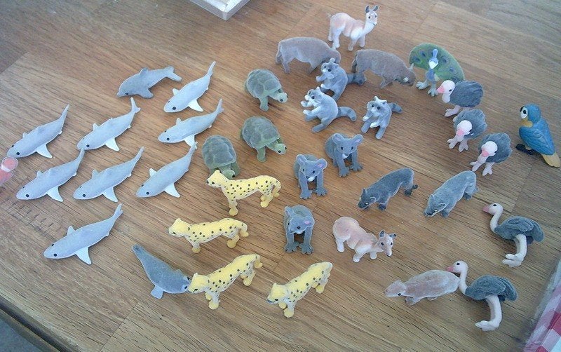 38 troetels mini diertjes 1 KOOP, Plus, Ophalen of Verzenden