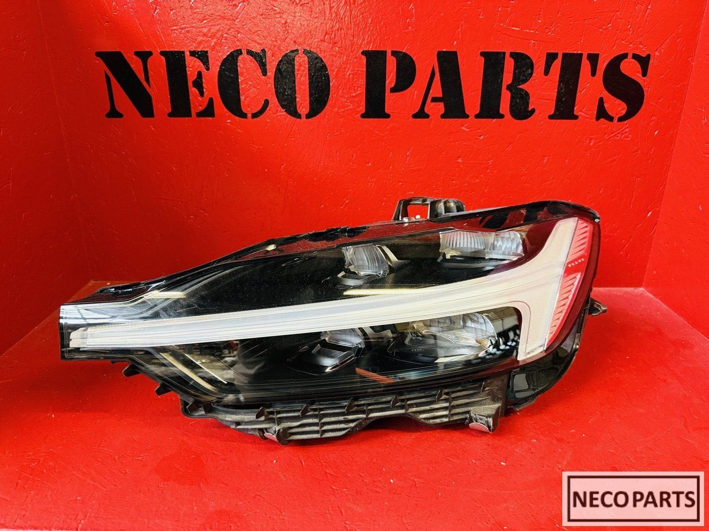 VOLVO XC60 XC 60 VOL LED KOPLAMP LINKS ORIGINEEL 32337386, Gebruikt, -, -, Ophalen of Verzenden