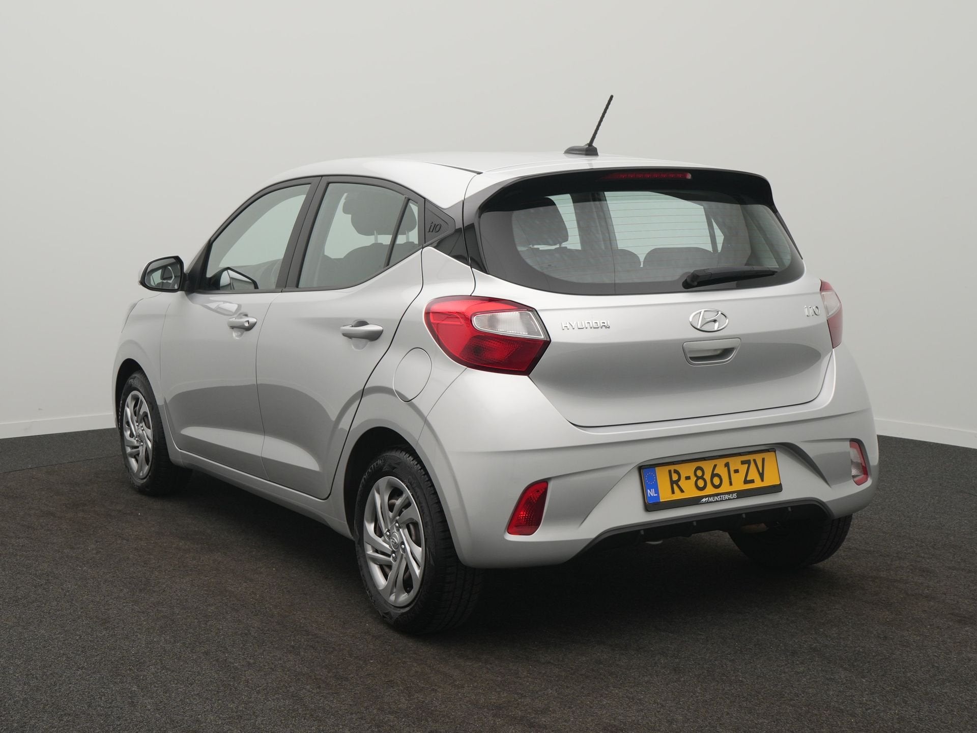 Hyundai i10 1.0 Comfort 5-zits - RIJKLAARPRIJS - Automaat -, Auto's, Hyundai, 12 maanden, Stof, Gebruikt, 899 kg