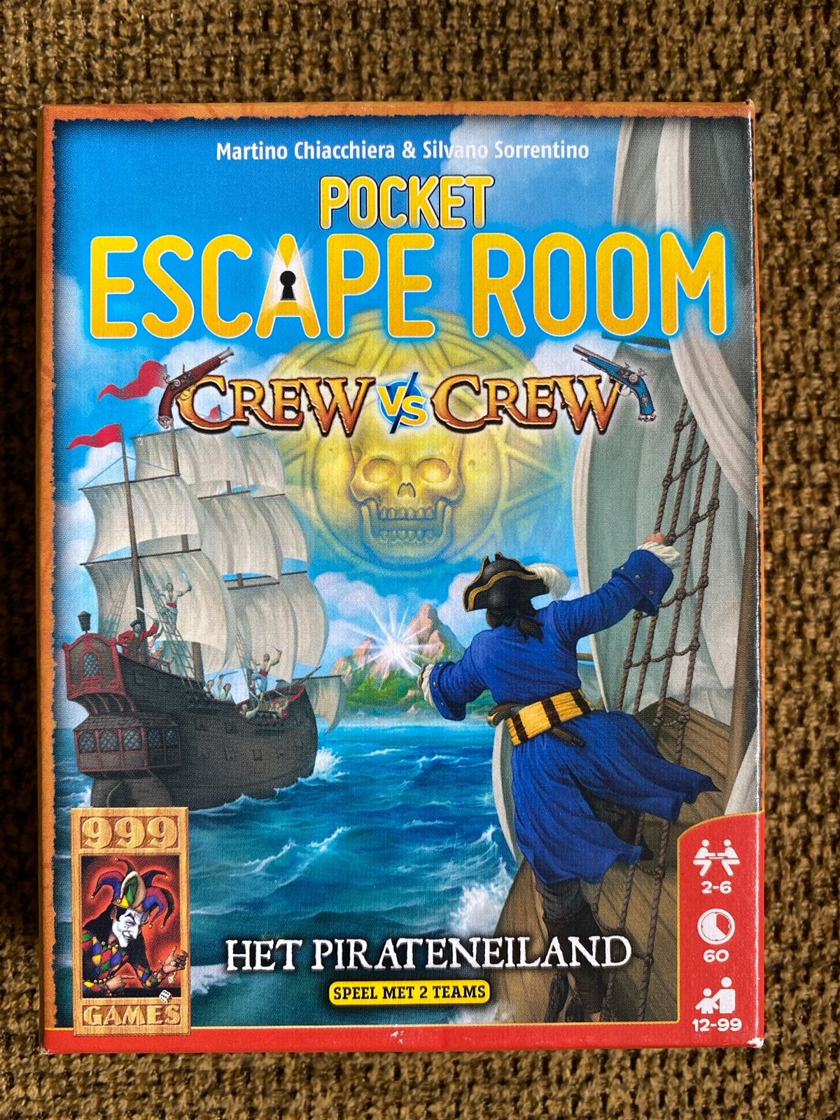 Pocket Escape Room: Het Pirateneiland - Crew vs Crew, Vijf spelers of meer, Ophalen of Verzenden, Zo goed als nieuw
