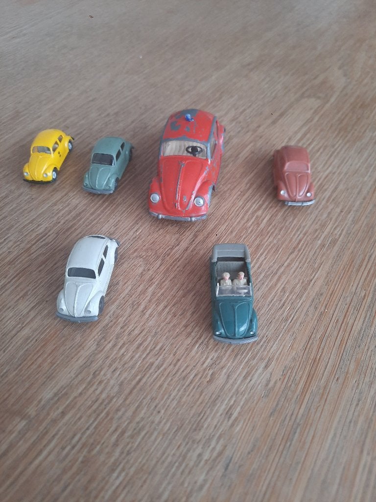 Volkswagen kever. Gama en  Wiking, Ophalen of Verzenden, Zo goed als nieuw, Bus of Vrachtwagen, Wiking