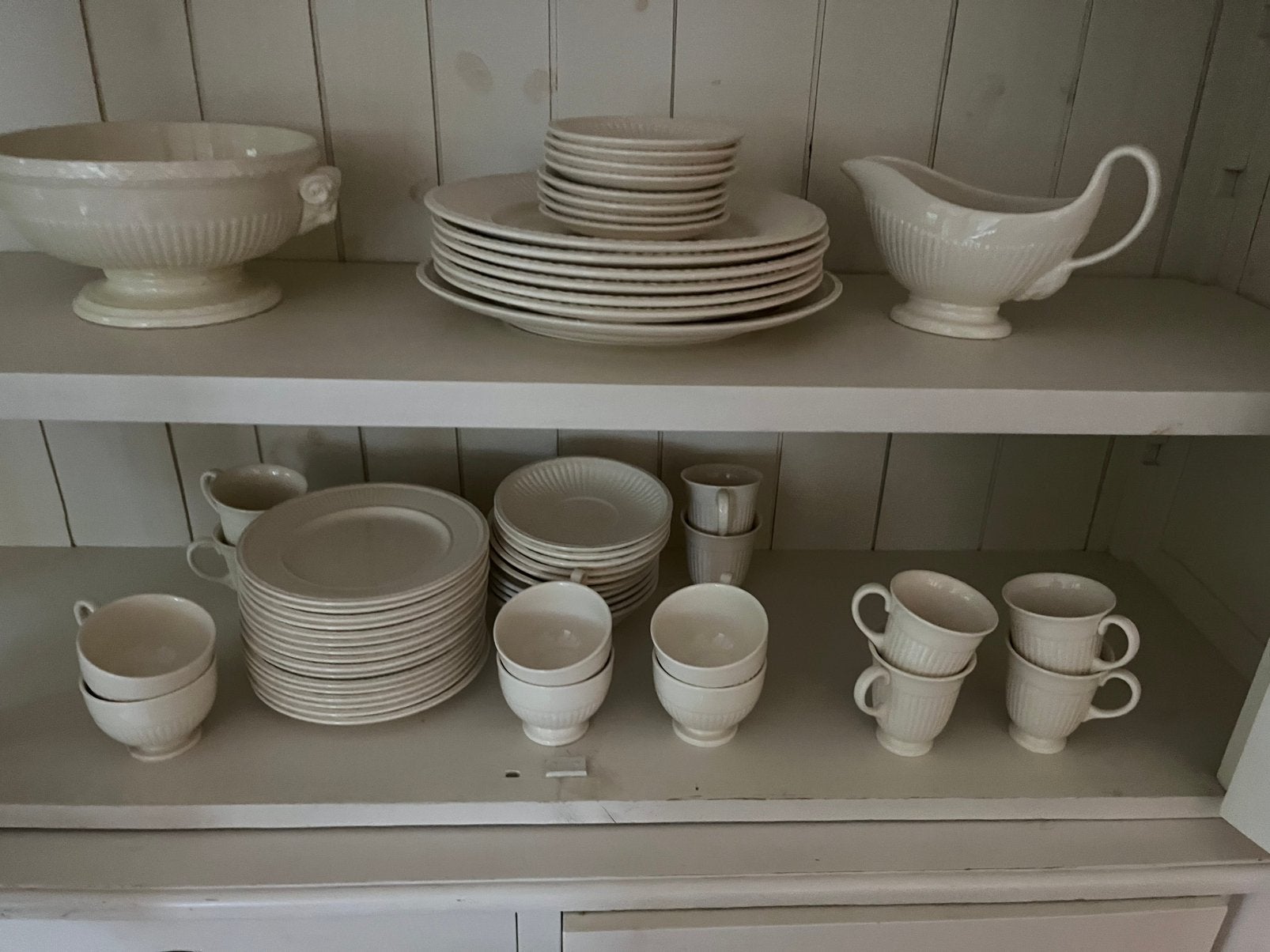 Wedgewood servies, Ophalen