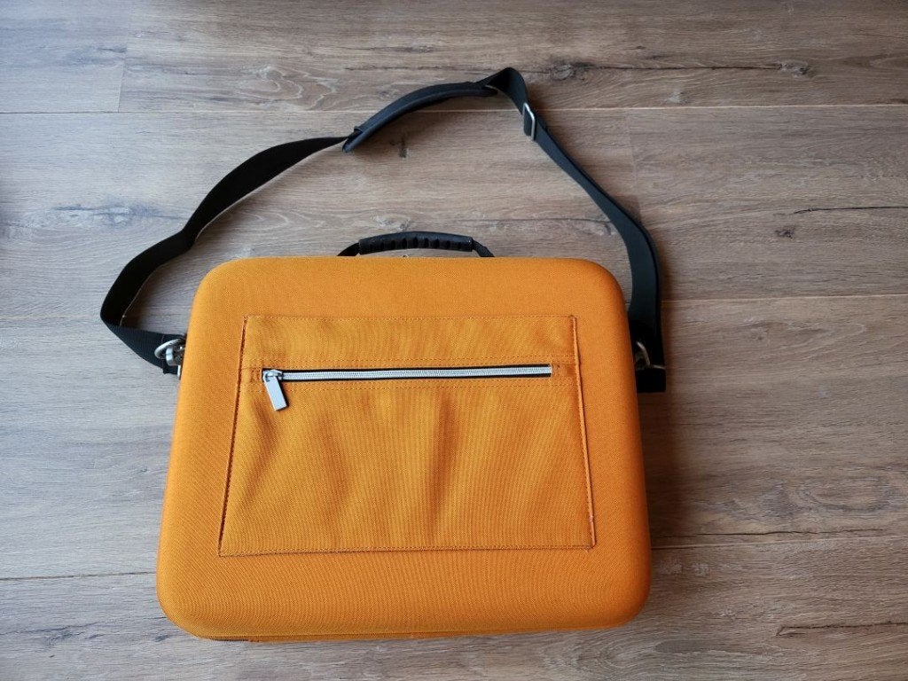 Moderne zo goed als nieuwe oranje attache koffertje, Overige materialen, Slot, Minder dan 50 cm, Ophalen of Verzenden