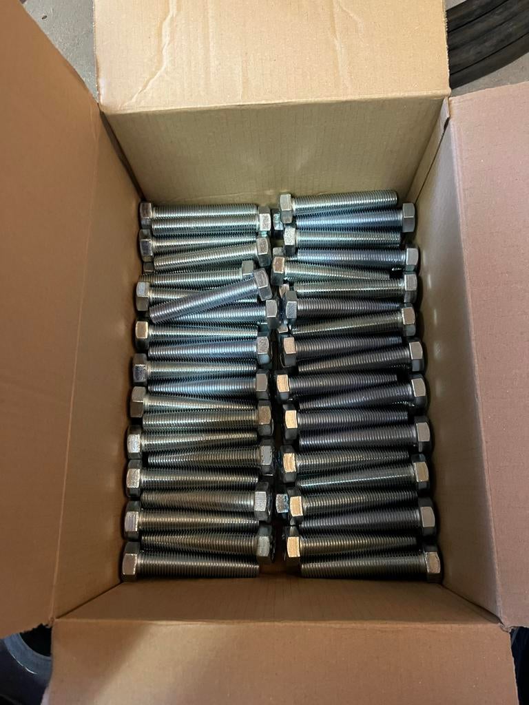 Grote partij nieuwe bouten en moeren M20 x 120mm, Ophalen of Verzenden, Nieuw, 100 tot 250 mm, Bouten of Moeren