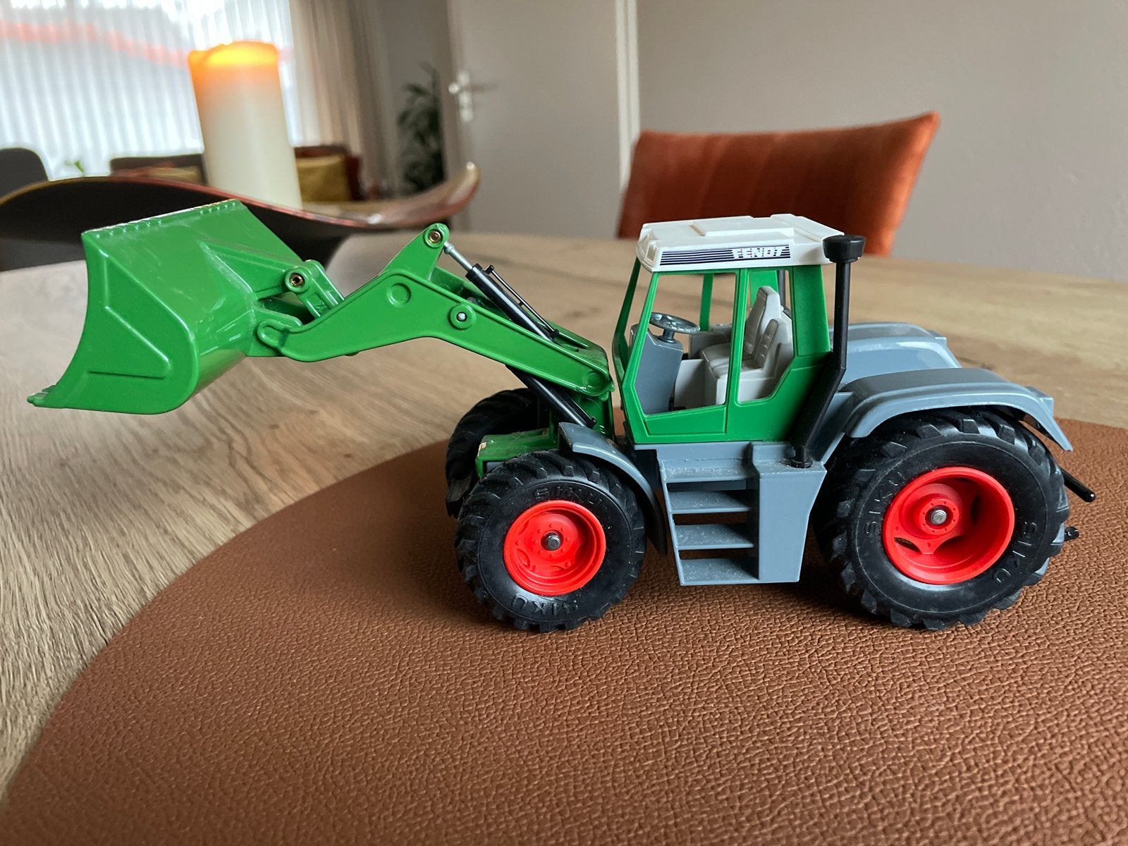 Siku Fendt speelgoed tractor met voorlader, Ophalen of Verzenden, Zo goed als nieuw