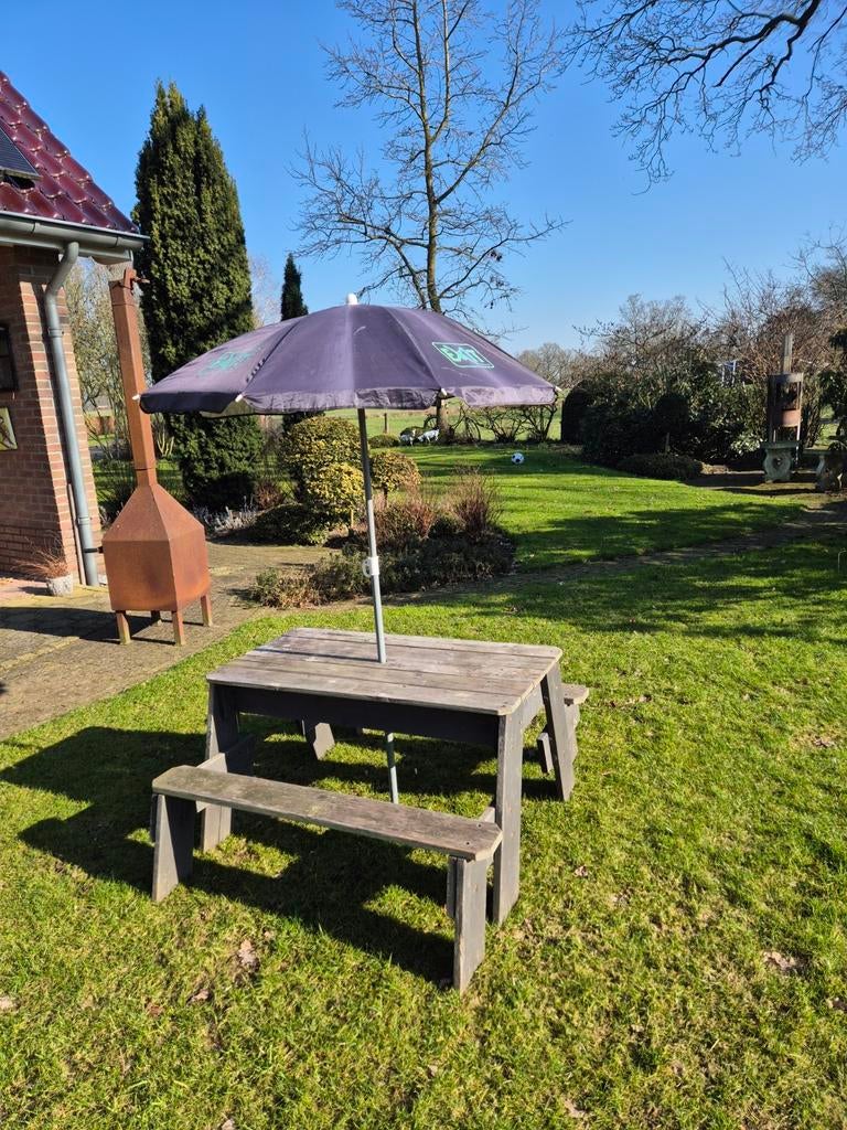 Exit zand- en watertafel met parasol, Tuin en Terras, Picknicktafels, Gebruikt, Rechthoekig, Hout, Ophalen