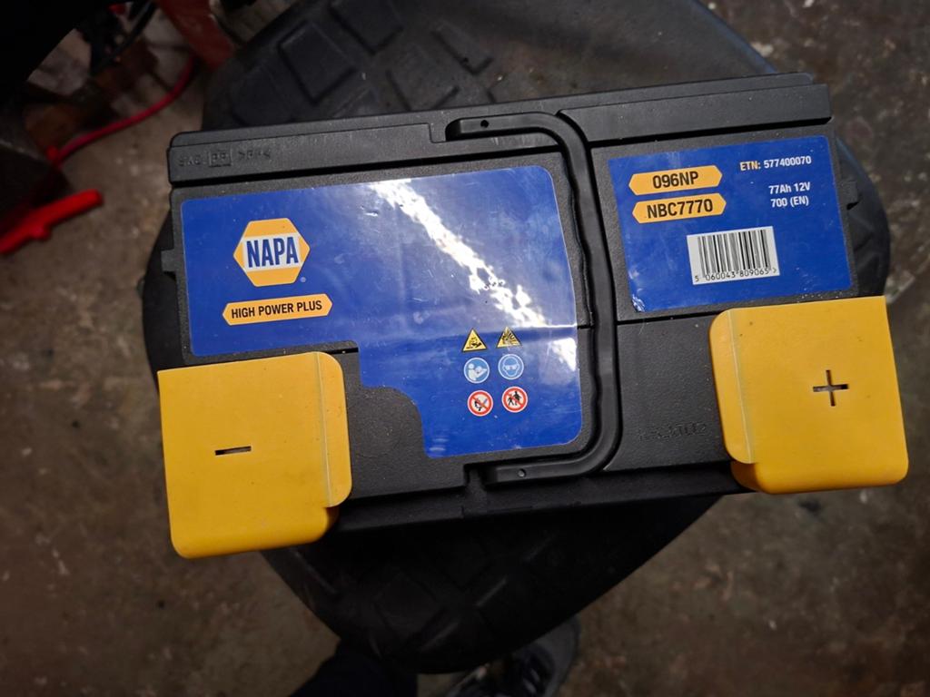 Nieuwe NAPA Accu 096NP 77Ah 12V 700 (EN), Auto-onderdelen, Accu's en Toebehoren, Ophalen, Nieuw