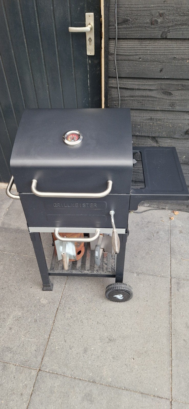 Kolen BBQ, Ophalen