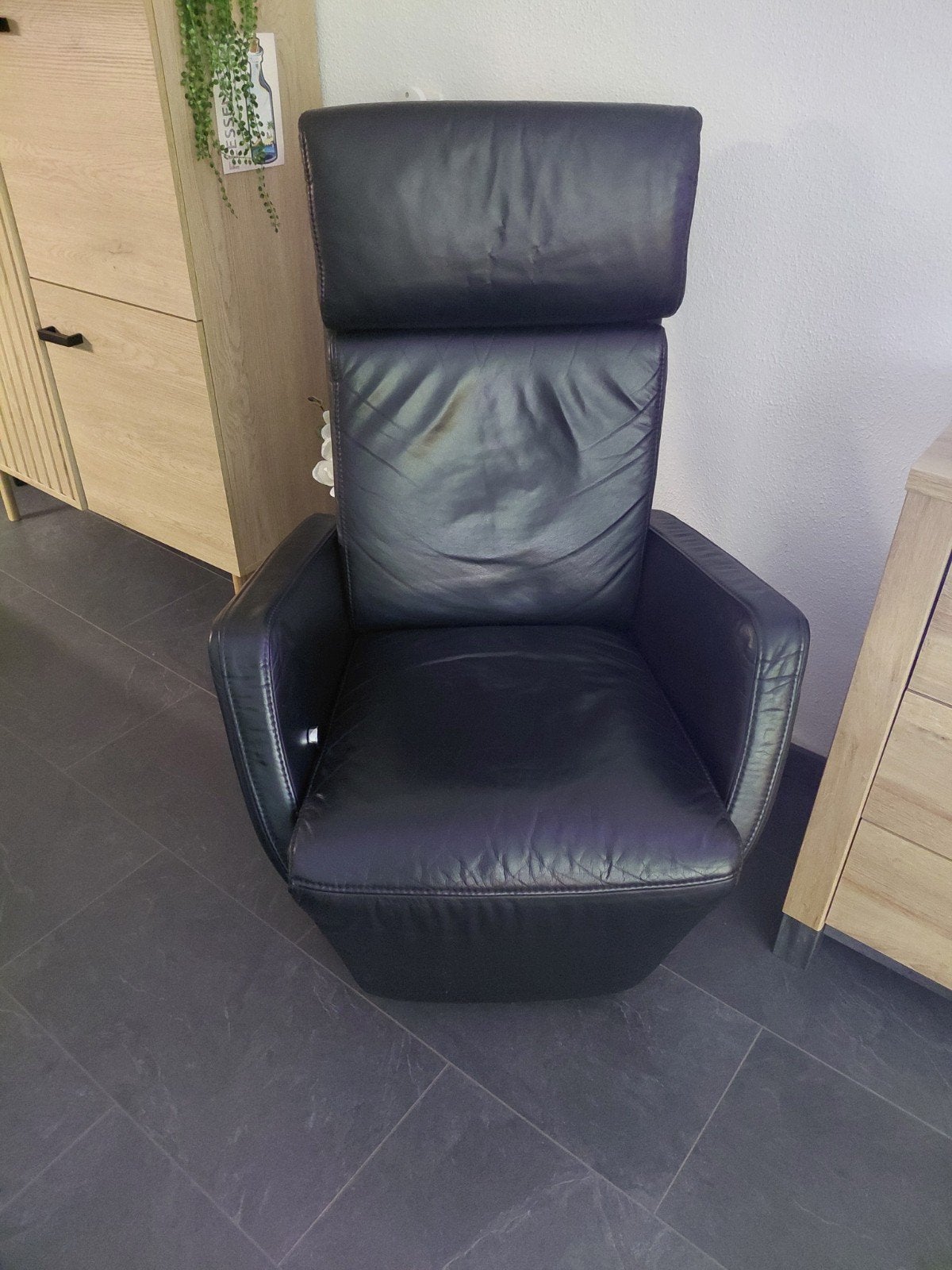 Zwarte leren relaxfauteuil met draaivoet, Ophalen, Gebruikt, Zwart, Modern, Comfort
