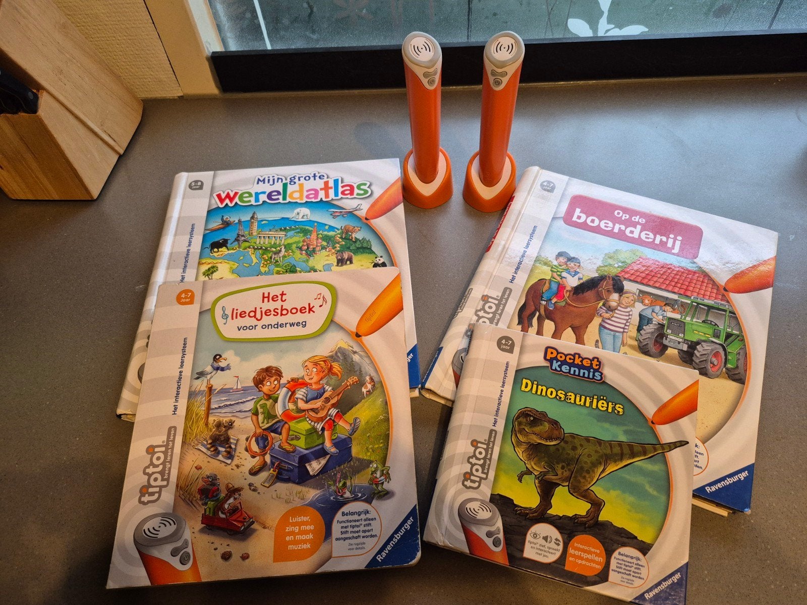 Tiptoi Starterset met 2 pennen en 4 boeken, Kinderen en Baby's, Ophalen of Verzenden, Zo goed als nieuw, Taal en Lezen, Met geluid