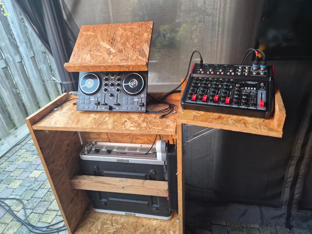 Complete pa set met 2 lichtbalken, Muziek en Instrumenten, Dj-sets en Draaitafels, Gebruikt, Dj-set, Overige merken, Ophalen