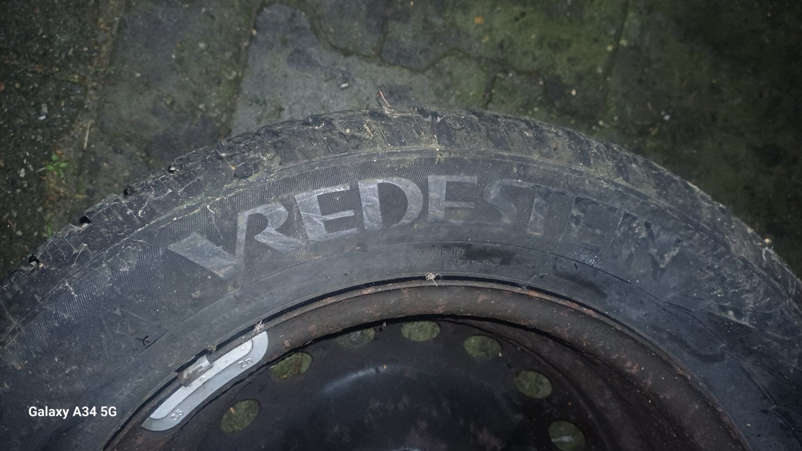 vredestein 15 inch195/55/R15/85H, Ophalen