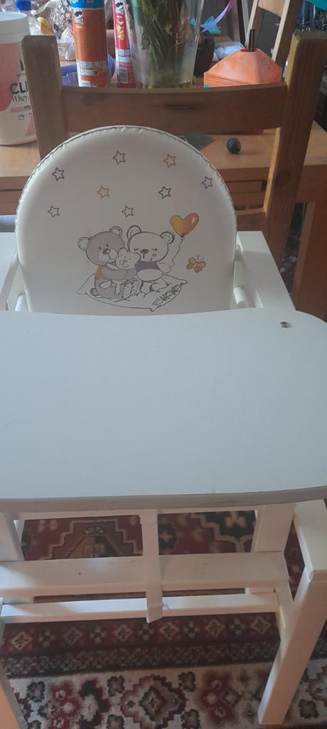 Kinderstoel kubus met tafel - prima staat wit, Ophalen