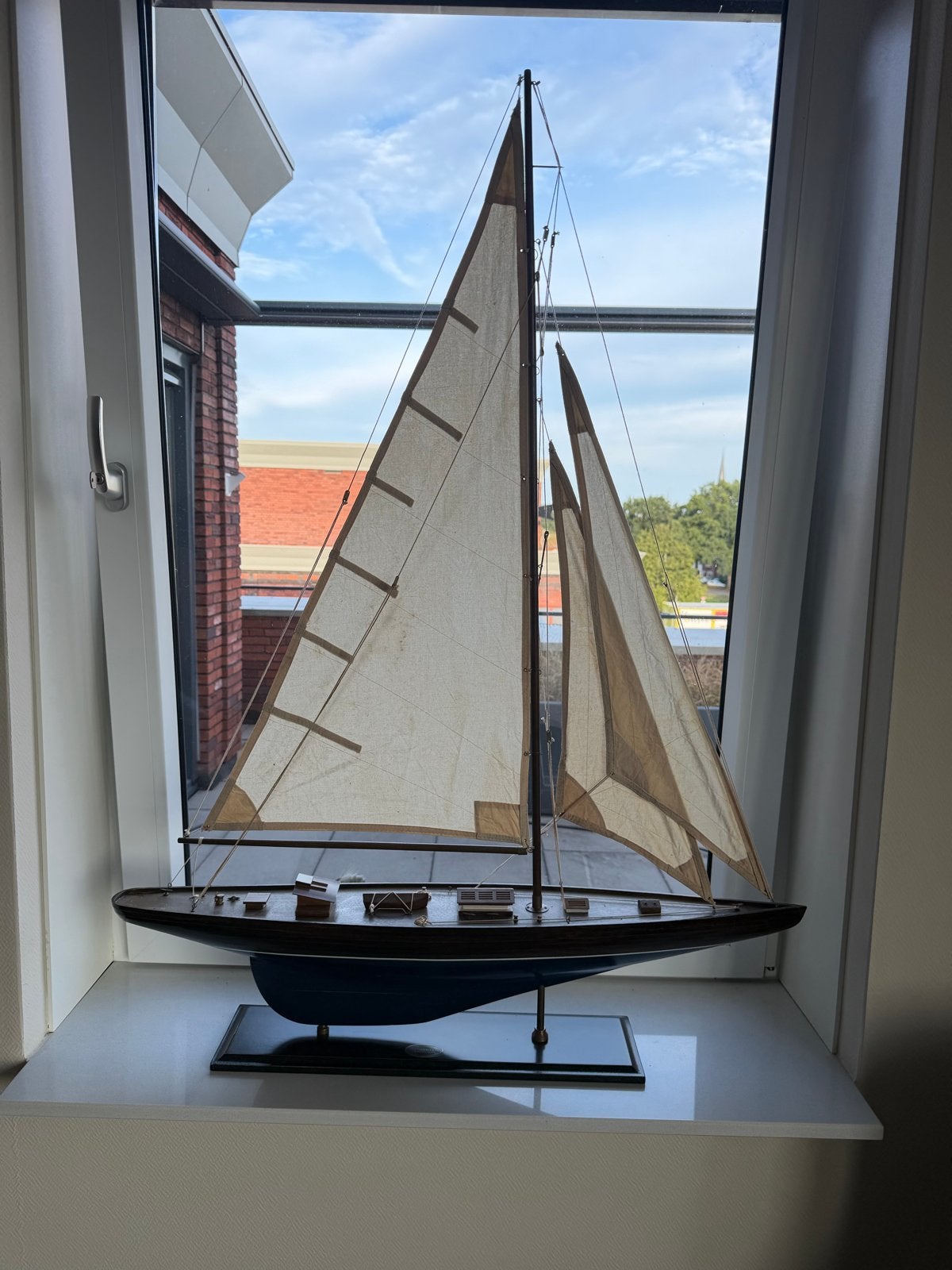 Riverdale Zeilboot Model - Decoratieve Houten Schaalmodel, Hobby en Vrije tijd, Modelbouw | Boten en Schepen, Ophalen, Gebruikt