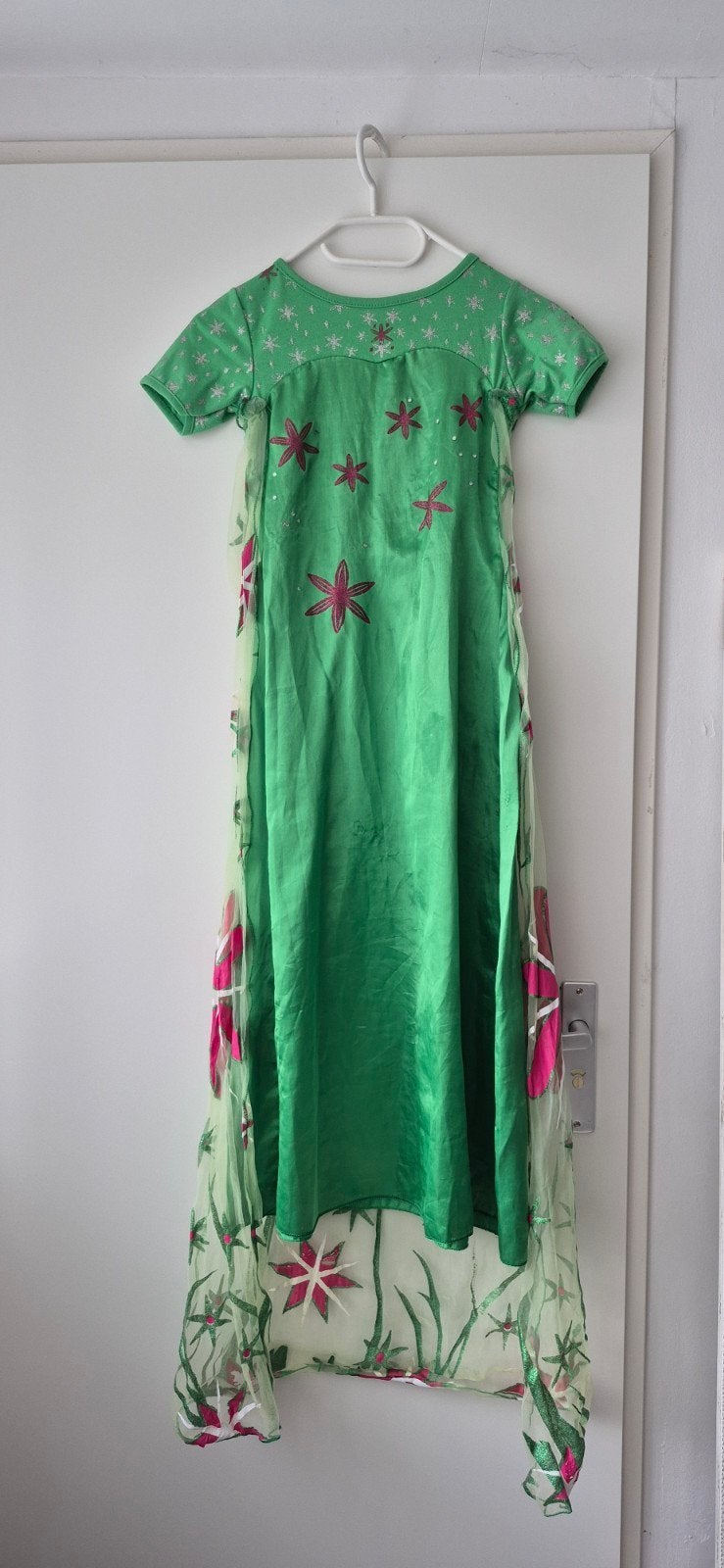 Groene verkleedjurk met bloemen, maat 140, Ophalen, Gebruikt, 134 t/m 140, Meisje