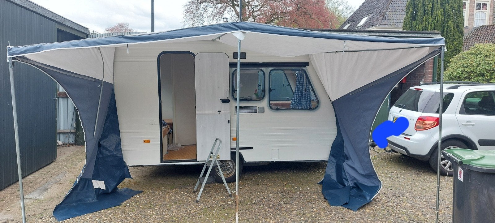 luifel voor  de caravan, Ophalen, Gebruikt