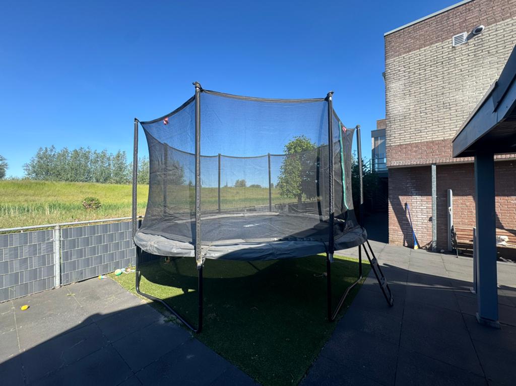 Berg Twinspring 430cm trampoline inclusief veiligheidsnet, Ophalen, Gebruikt