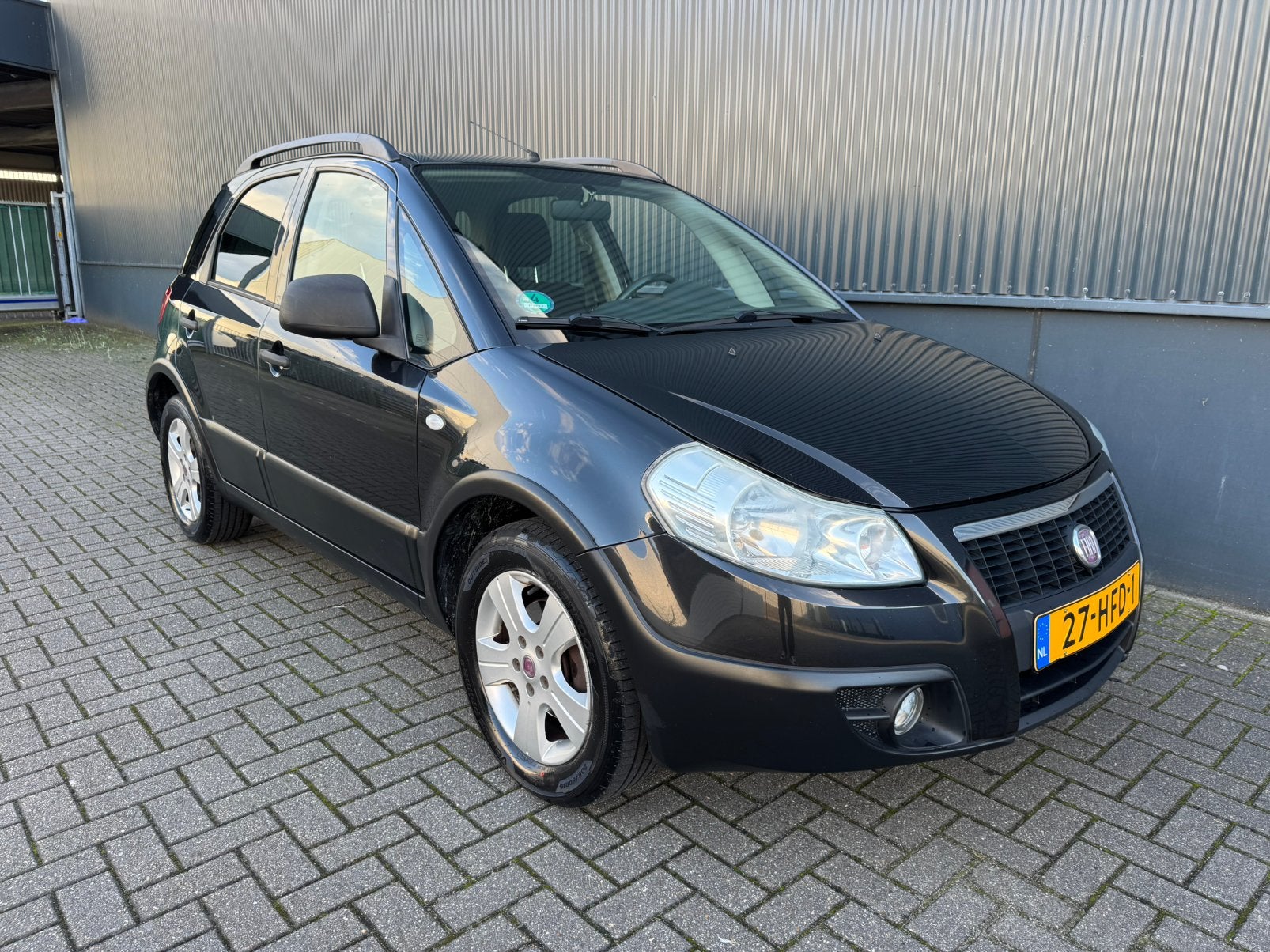 Fiat Sedici 1.6 | Suzuki SX4 | 140.954 KM | Airco,Nieuwe APK, Voorwielaandrijving, Dealer onderhouden, Zwart, 4 cilinders