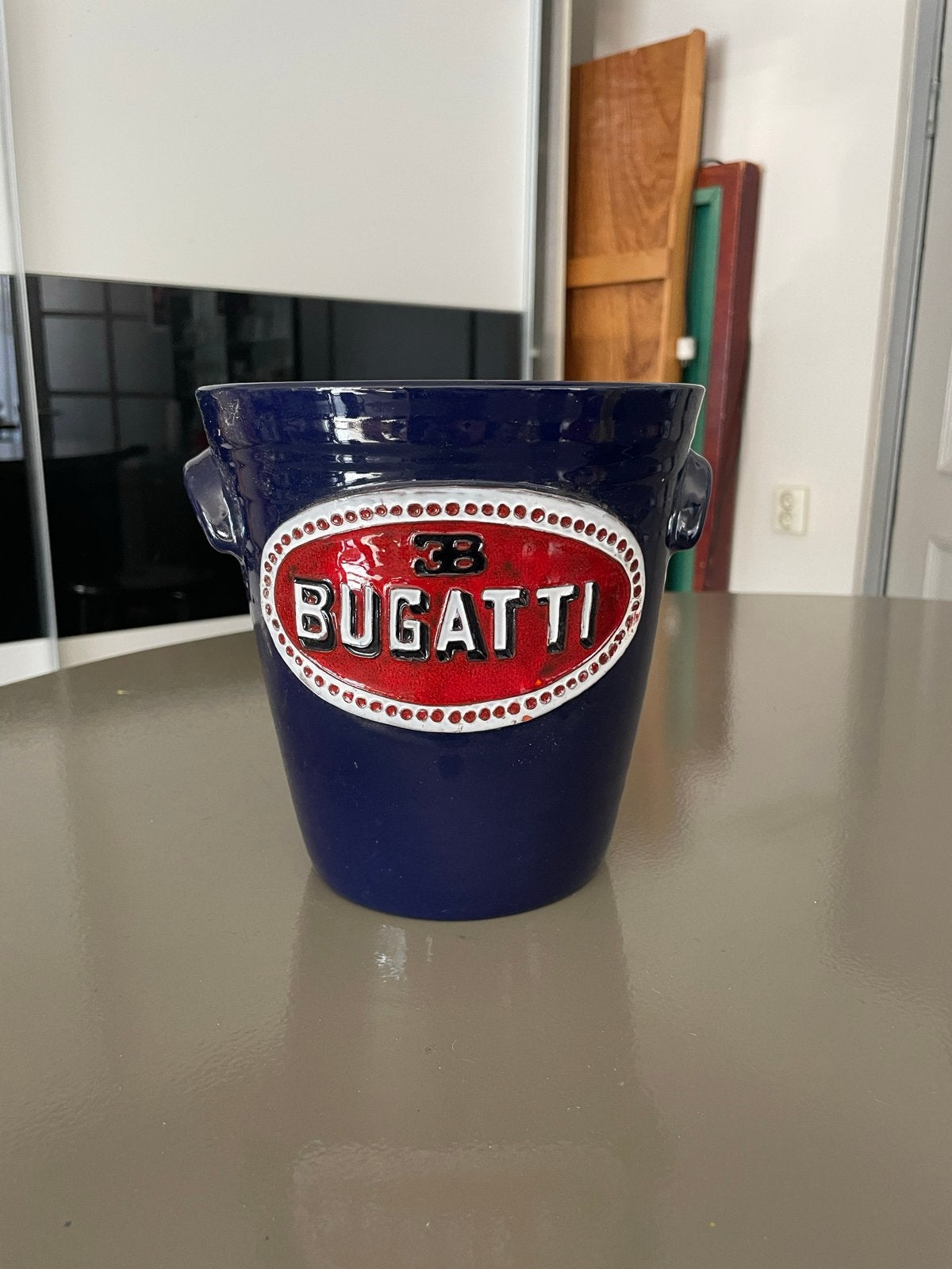 Bugatti Potters Ceramic Art Bloempot, Antiek en Kunst, Ophalen of Verzenden
