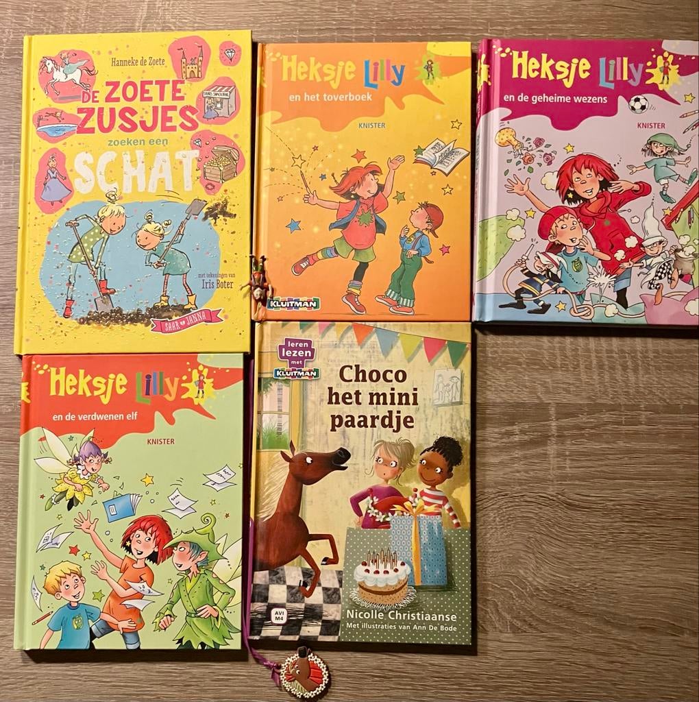 Kinderboeken 7+: Heksje Lilly, De Zoete Zusjes, Choco, Ophalen, Zo goed als nieuw, Fictie algemeen