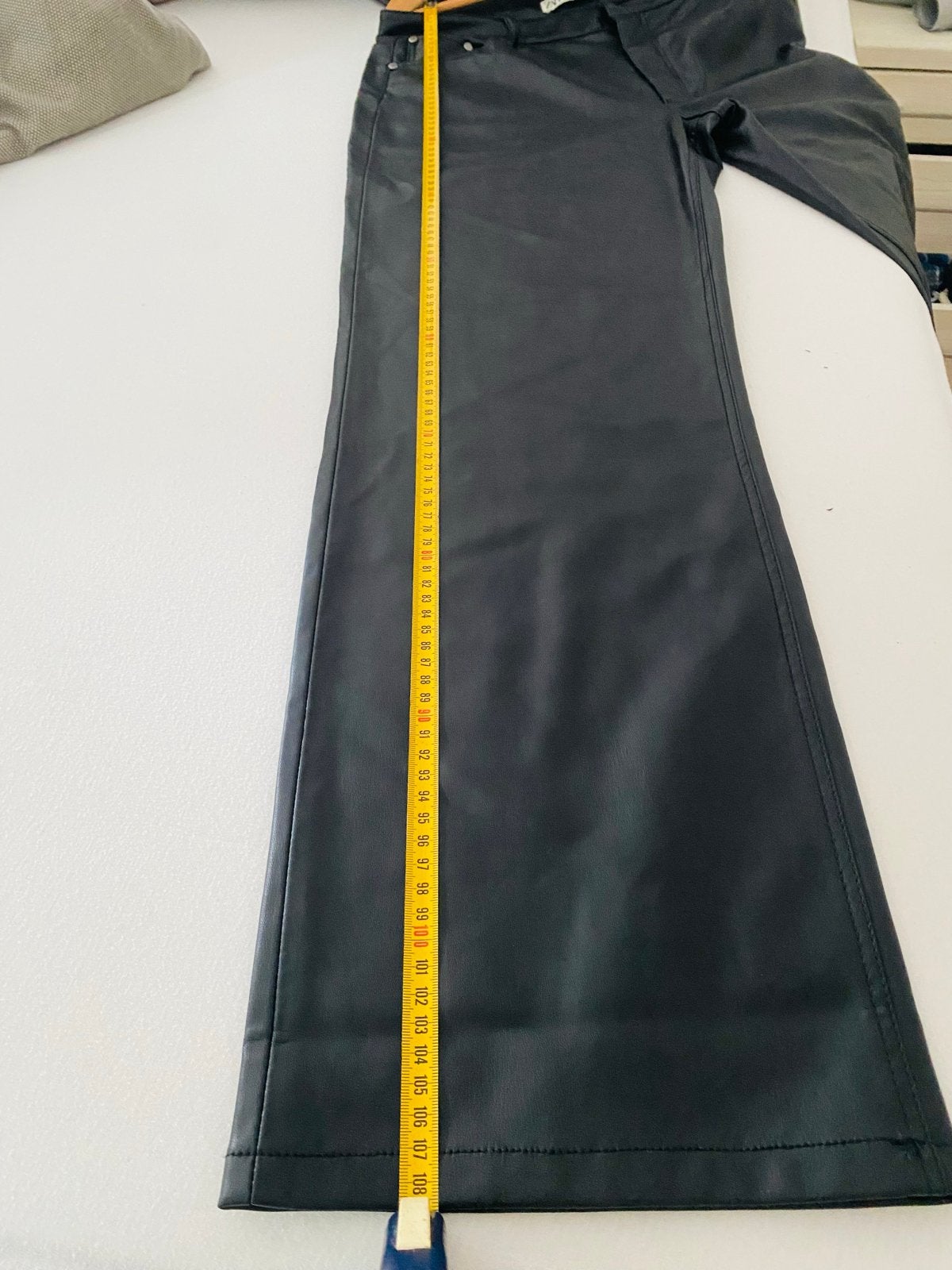 Zwarte leren broek van Zara, maat 44 (XL), Zwart, Maat 46/48 (XL) of groter, Ophalen of Verzenden, Zo goed als nieuw