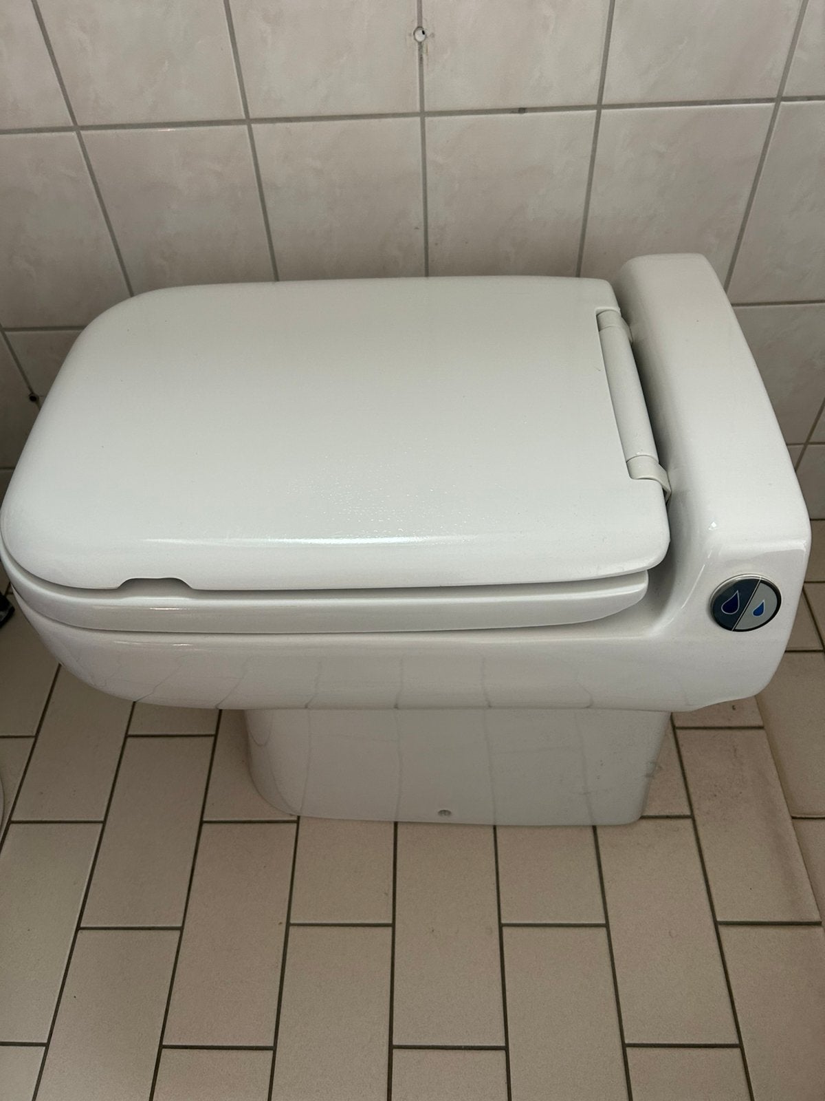 Sanibrieur., Ophalen, Zo goed als nieuw, Toilet