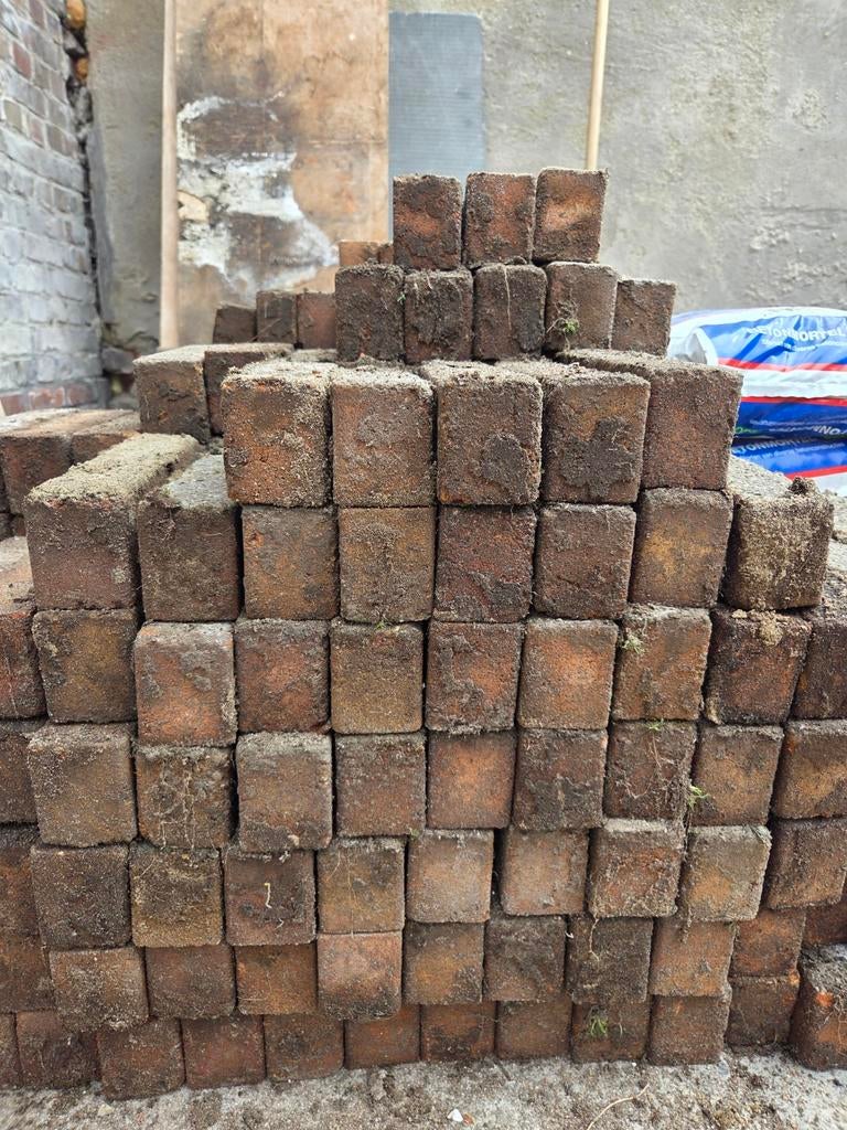 Gratis af te halen tuintegels 20x6 cm, Doe-het-zelf en Verbouw, Metselstenen, Ophalen of Verzenden