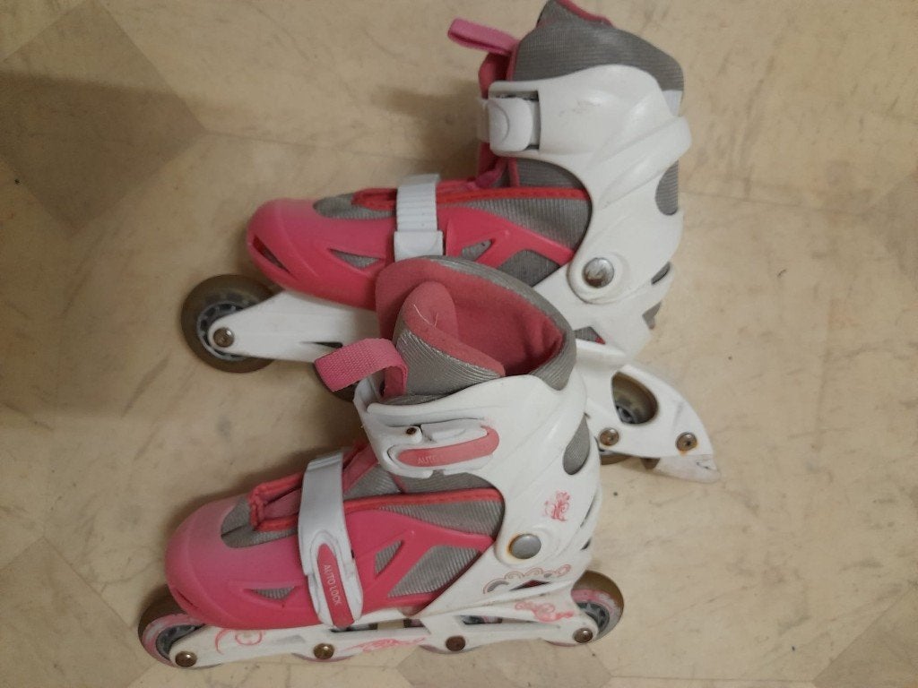 Inline skates 4 wielen Skeelers Voor Meisjes Maat 32 - 35, Overige merken, Kinderen, Ophalen of Verzenden, Inline skates 4 wielen