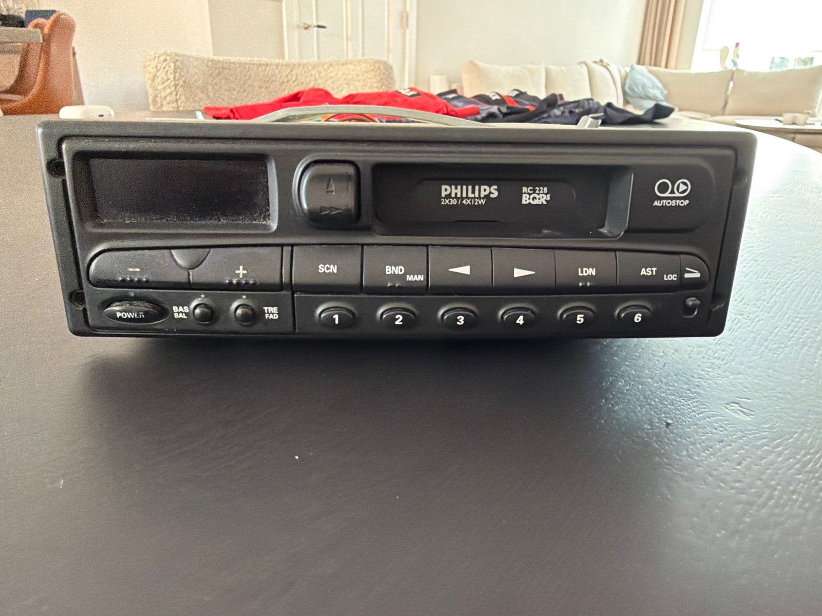 Philips RC 228 Autoradio - 2x30W / 4x12W, Auto diversen, Ophalen, Gebruikt