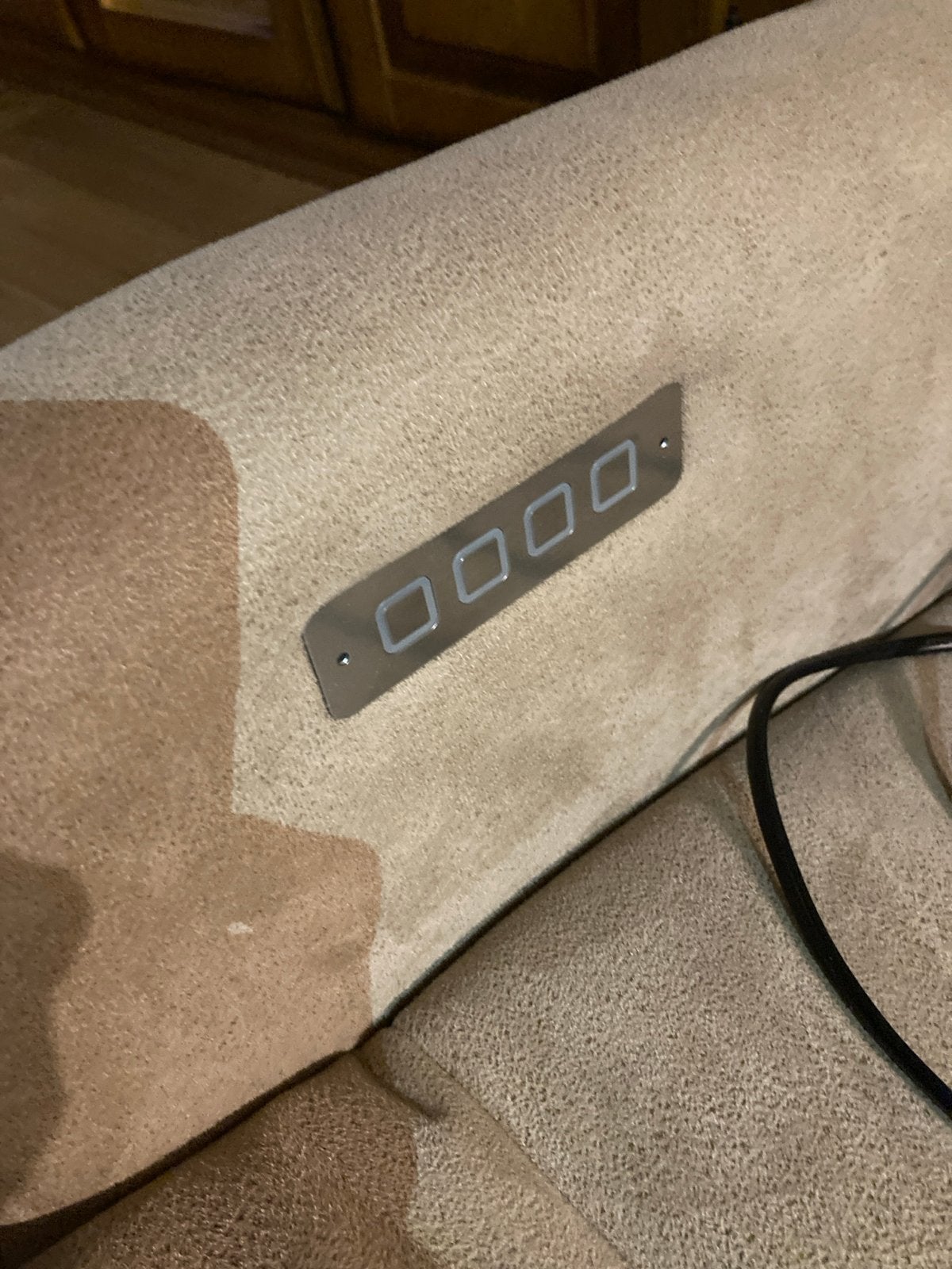 Foto 2 van Comfortabele relaxfauteuil met elektrische verstelling