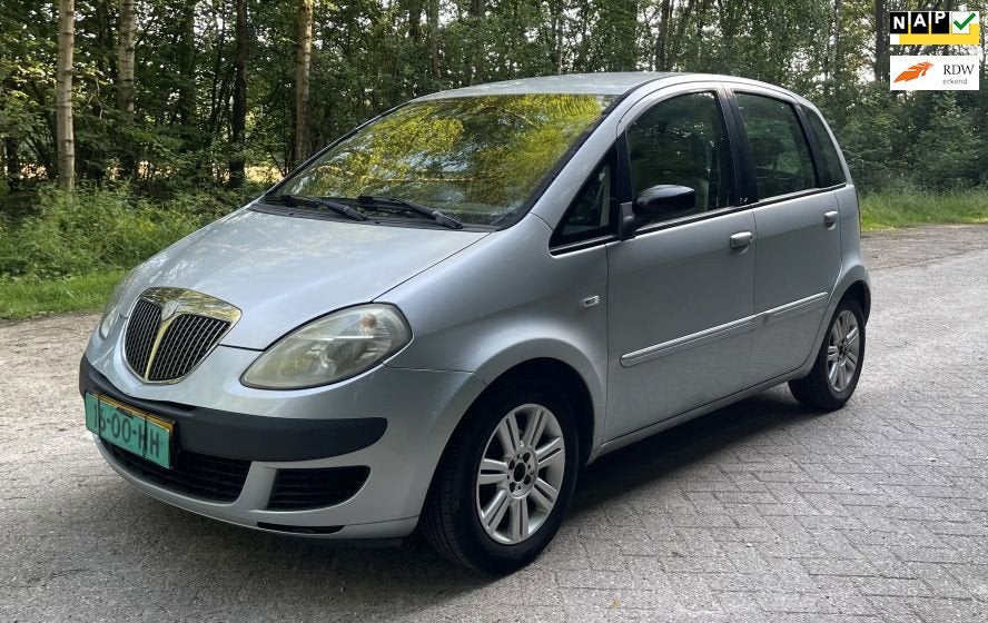 Lancia Musa 1.4-16V Nieuwe APK Inruil is mogelijk, Auto's, Voorwielaandrijving, 15 km/l, Gebruikt, 400 kg