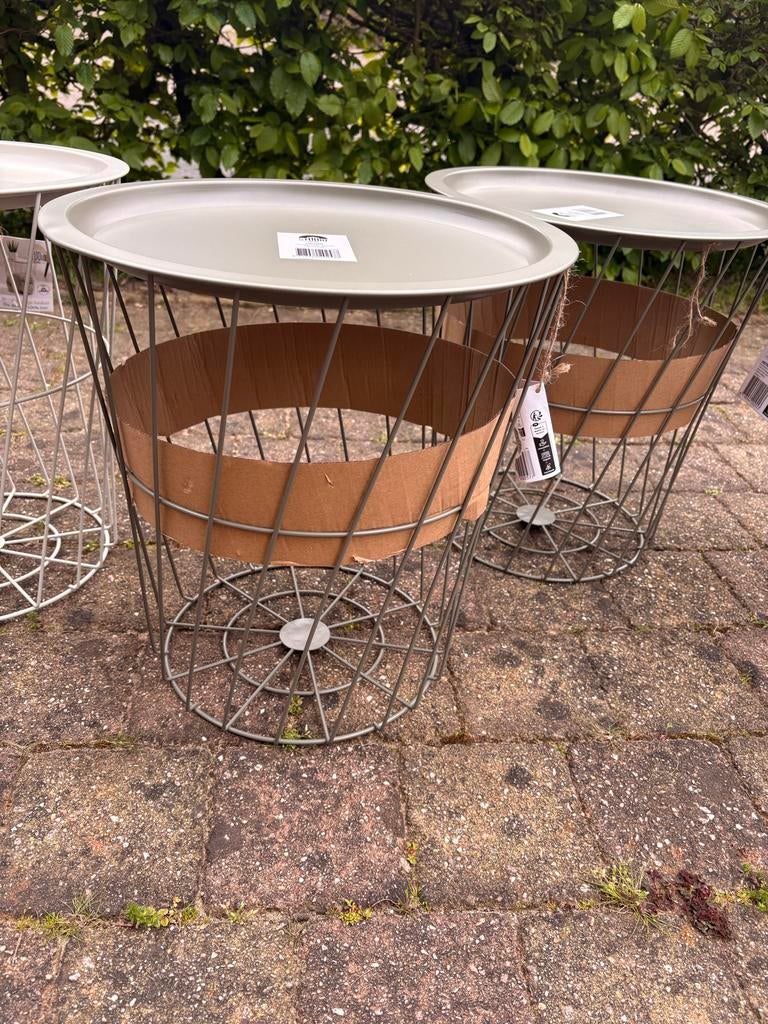 Metalen opbergmand / bijzettafel - 5 euro per stuk, Minder dan 55 cm, Metaal of Aluminium, Rond, Nieuw