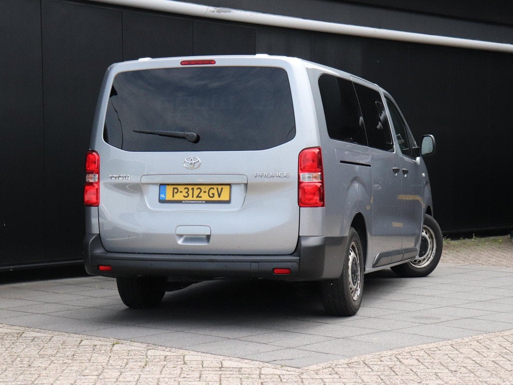 Toyota PROACE Shuttle 1.5 D-4D Cool Long | 9 PERS. | CRUISE, Auto's, Toyota, Voorwielaandrijving, Gebruikt, Euro 6, ProAce