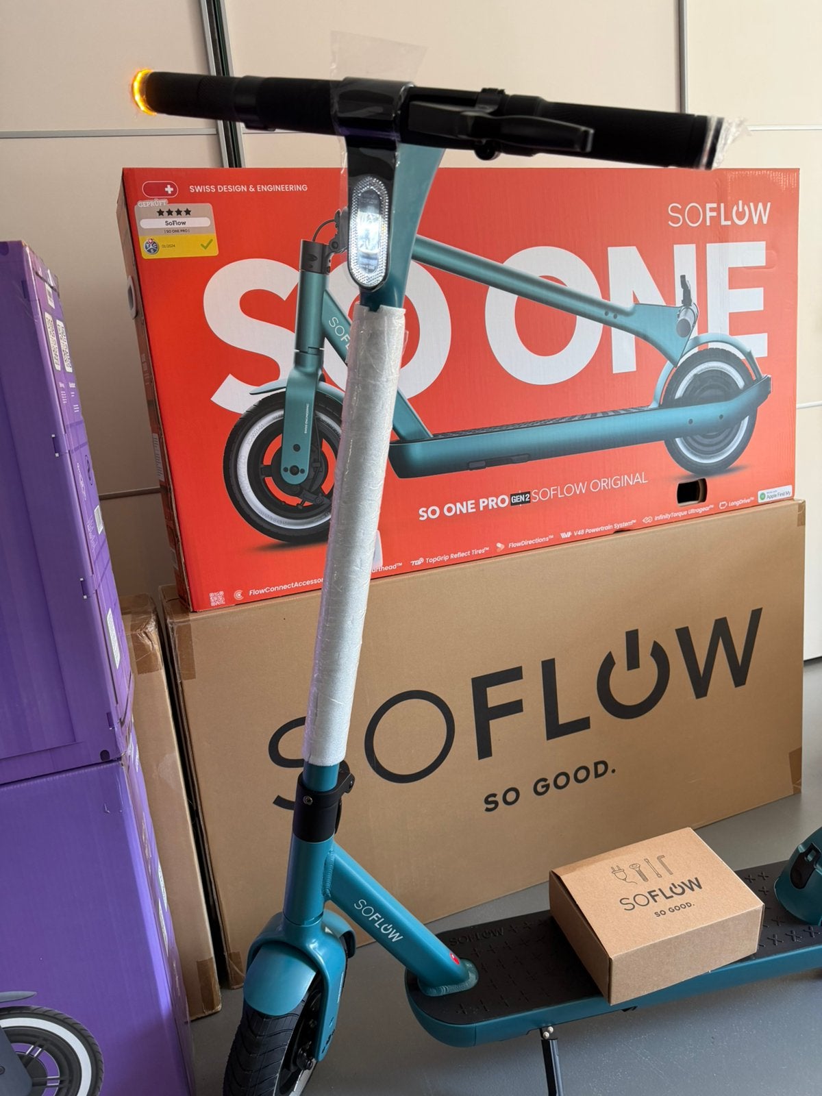 Nieuwe elektrische step, 65km actieradius!! Winkelprijs €899, Fietsen en Brommers, Steps, Ophalen, Zo goed als nieuw, Elektrische step (E-scooter)